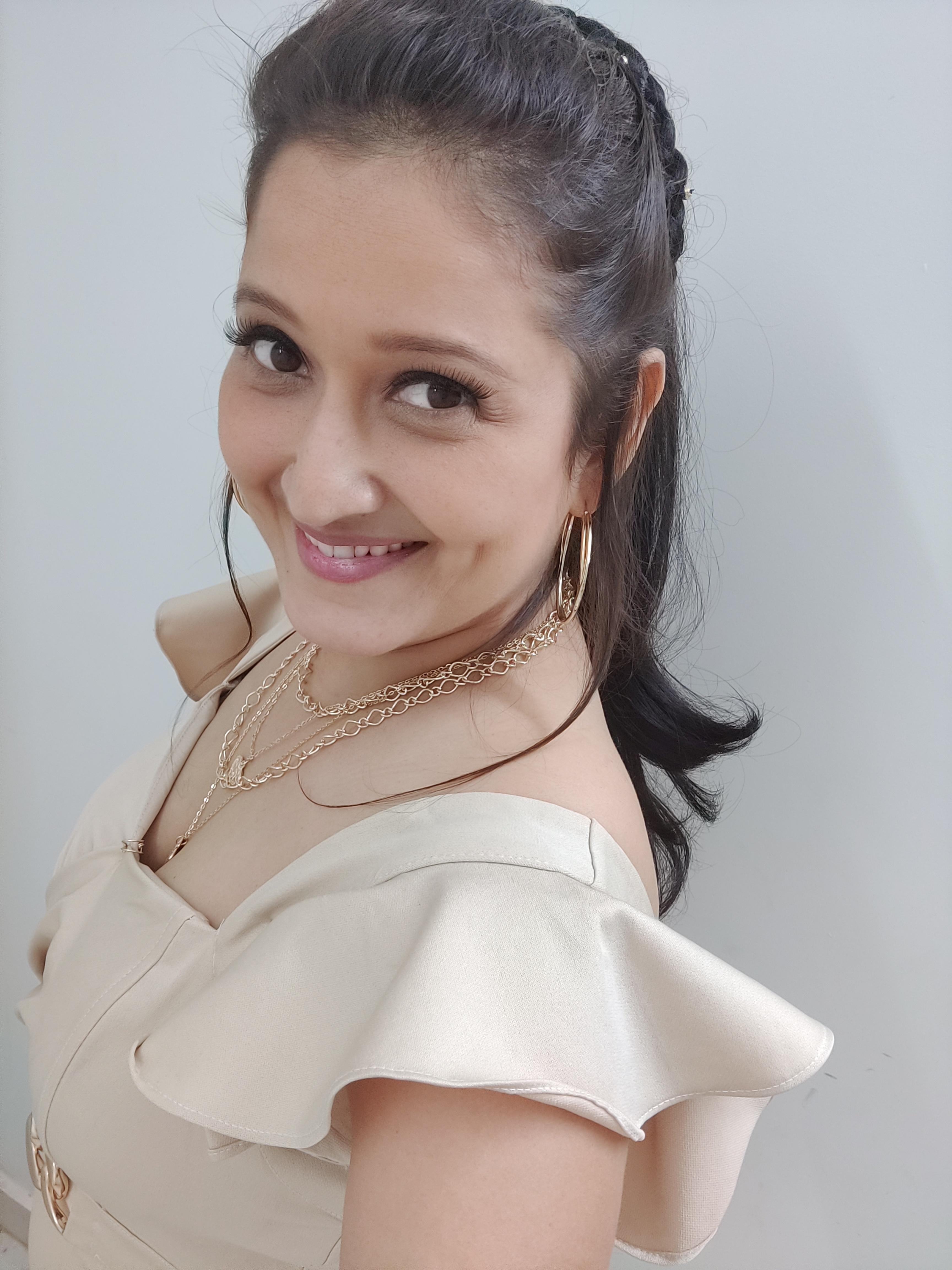 actor Laila large photo