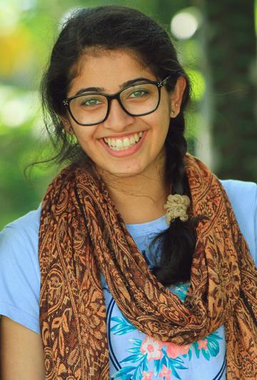 actor Aima Sebastian large photo