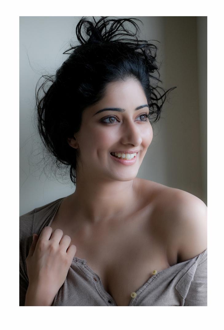 actor Niharica Raizada large photo