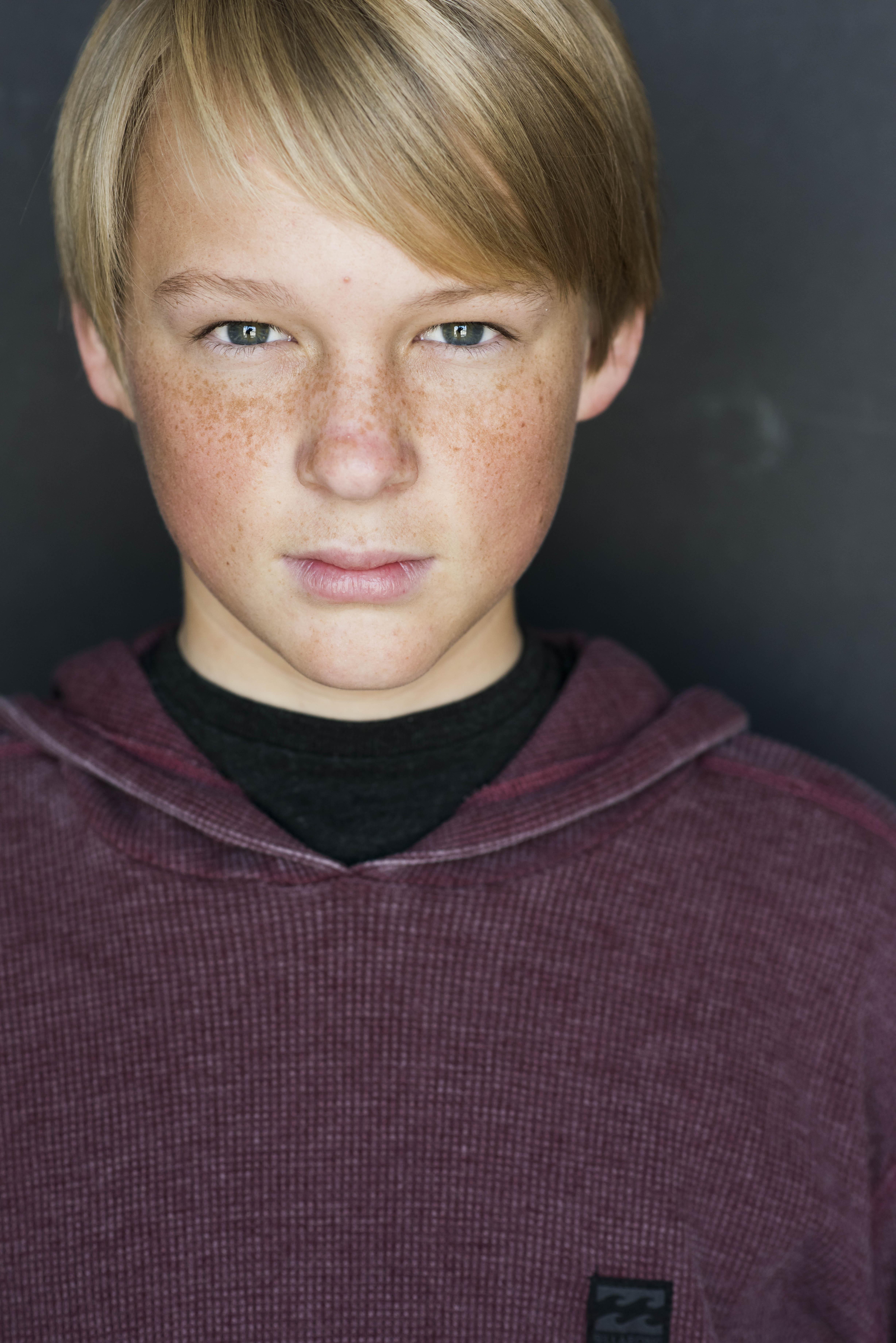 actor Garrett McQuaid large photo