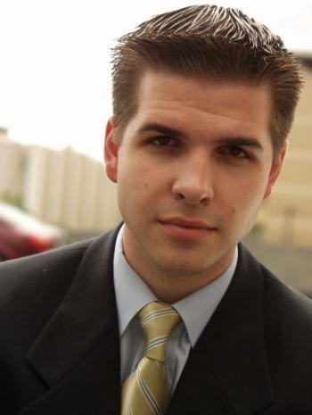 actor Adam Smoluk large photo