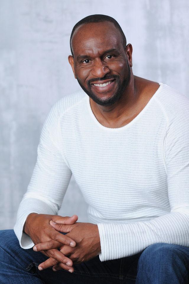 actor Todd Risby large photo