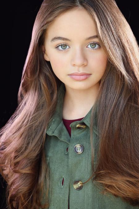 actor Annalise Bergen large photo