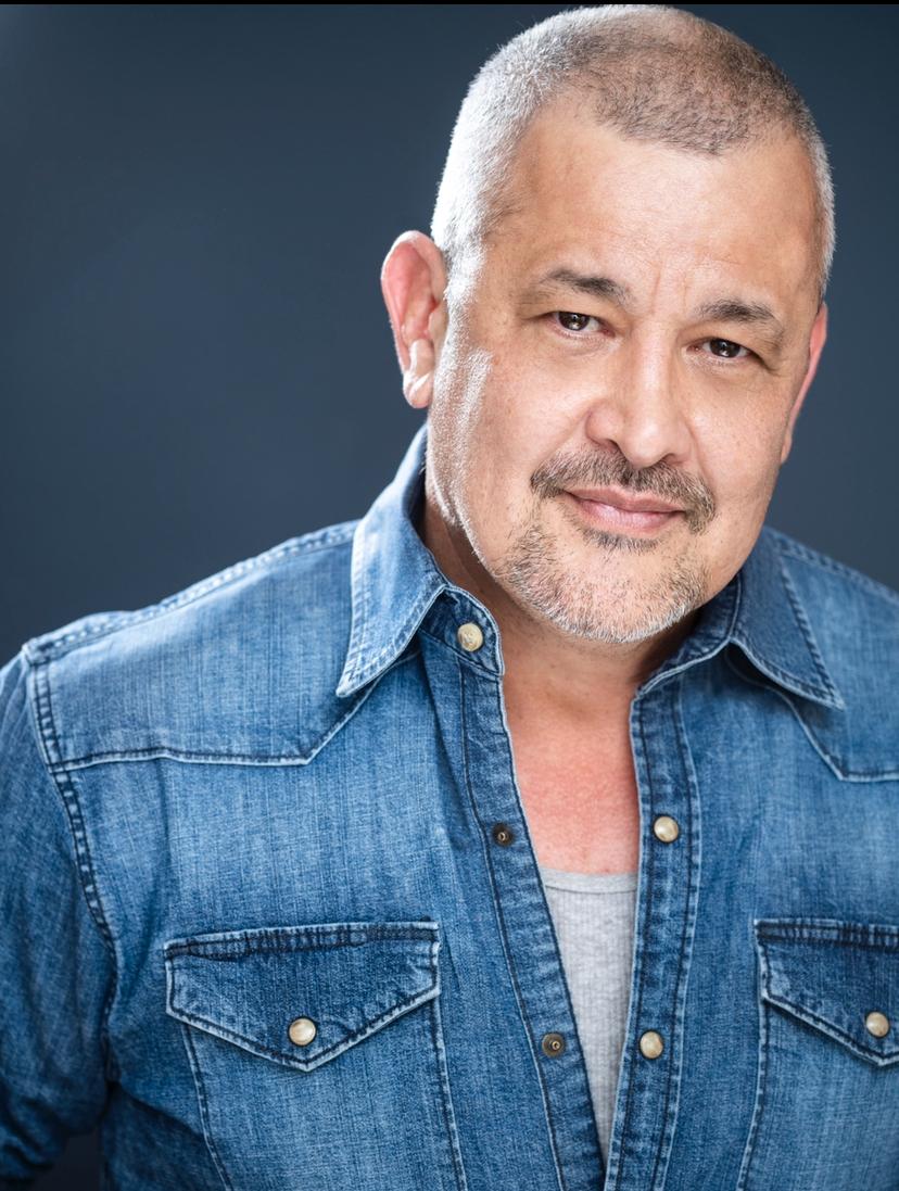 actor Luis Galindo large photo