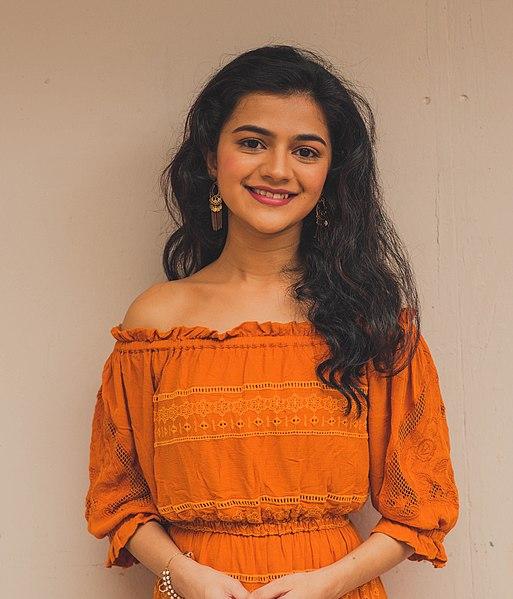 actor Krutika Deo large photo