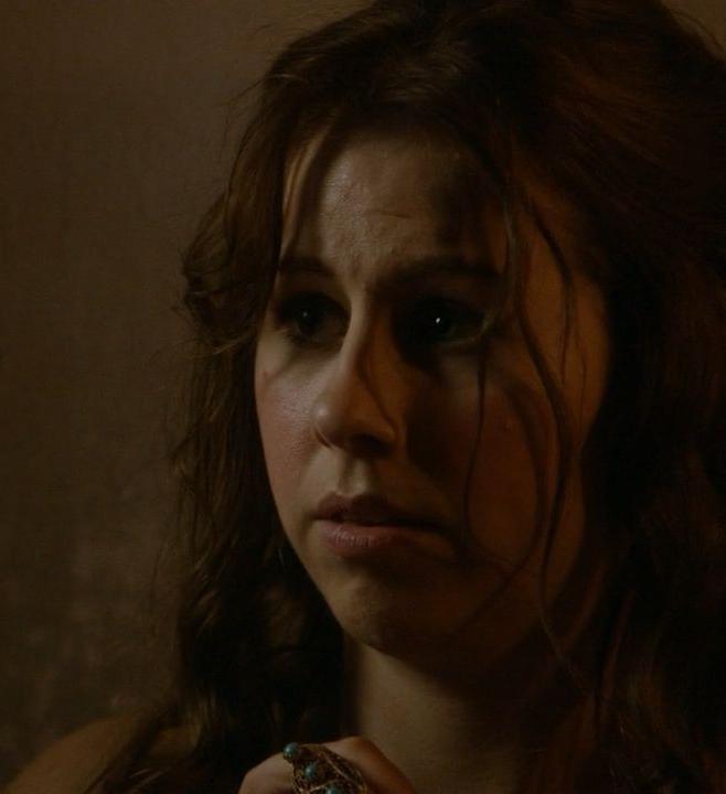 actor Maisie Dee large photo