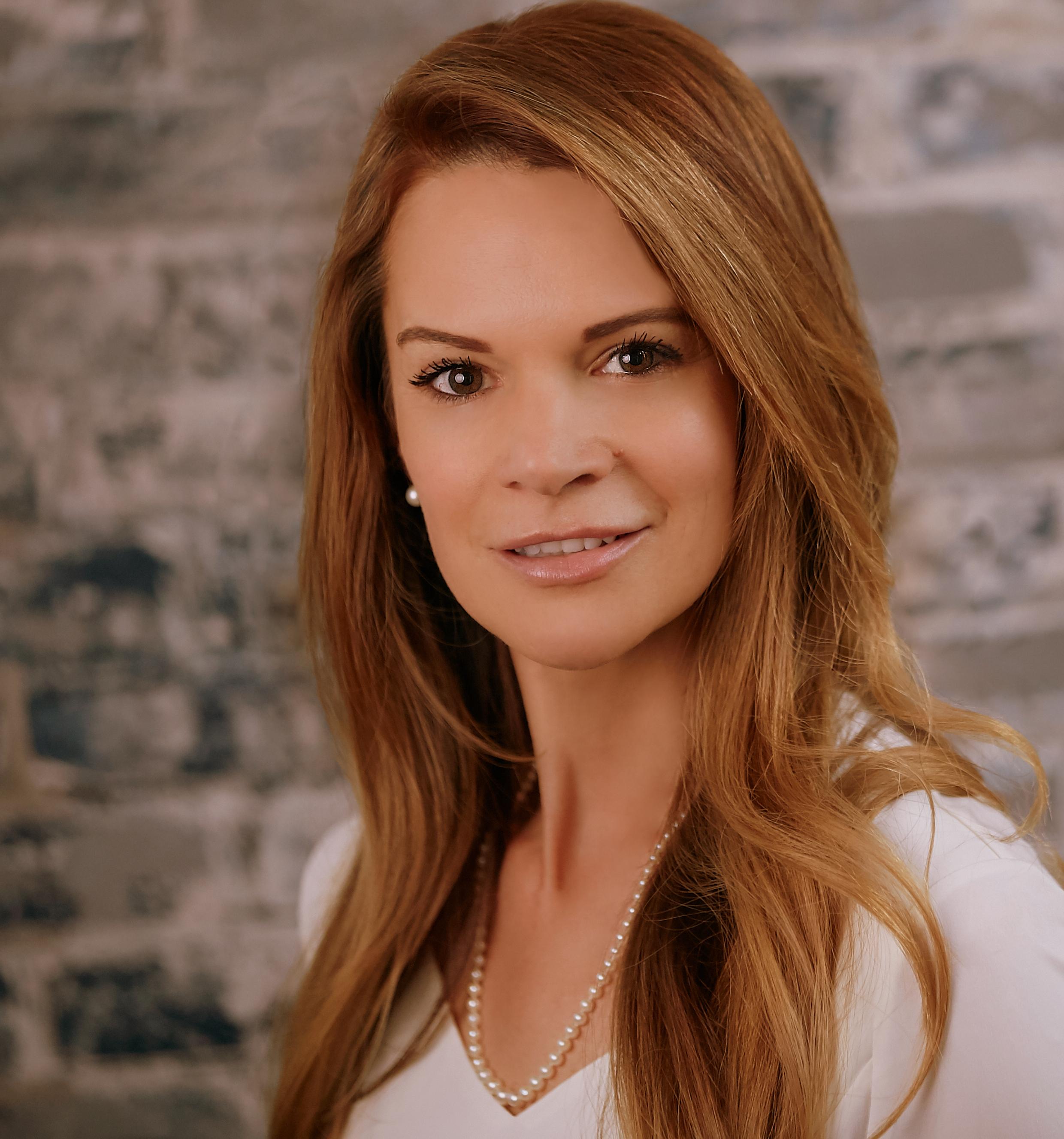 actor Cheryl Buchanan large photo