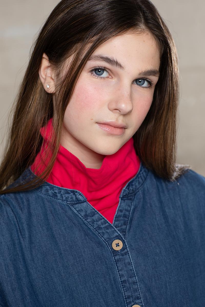 actor Alessandra Rosenfeld large photo