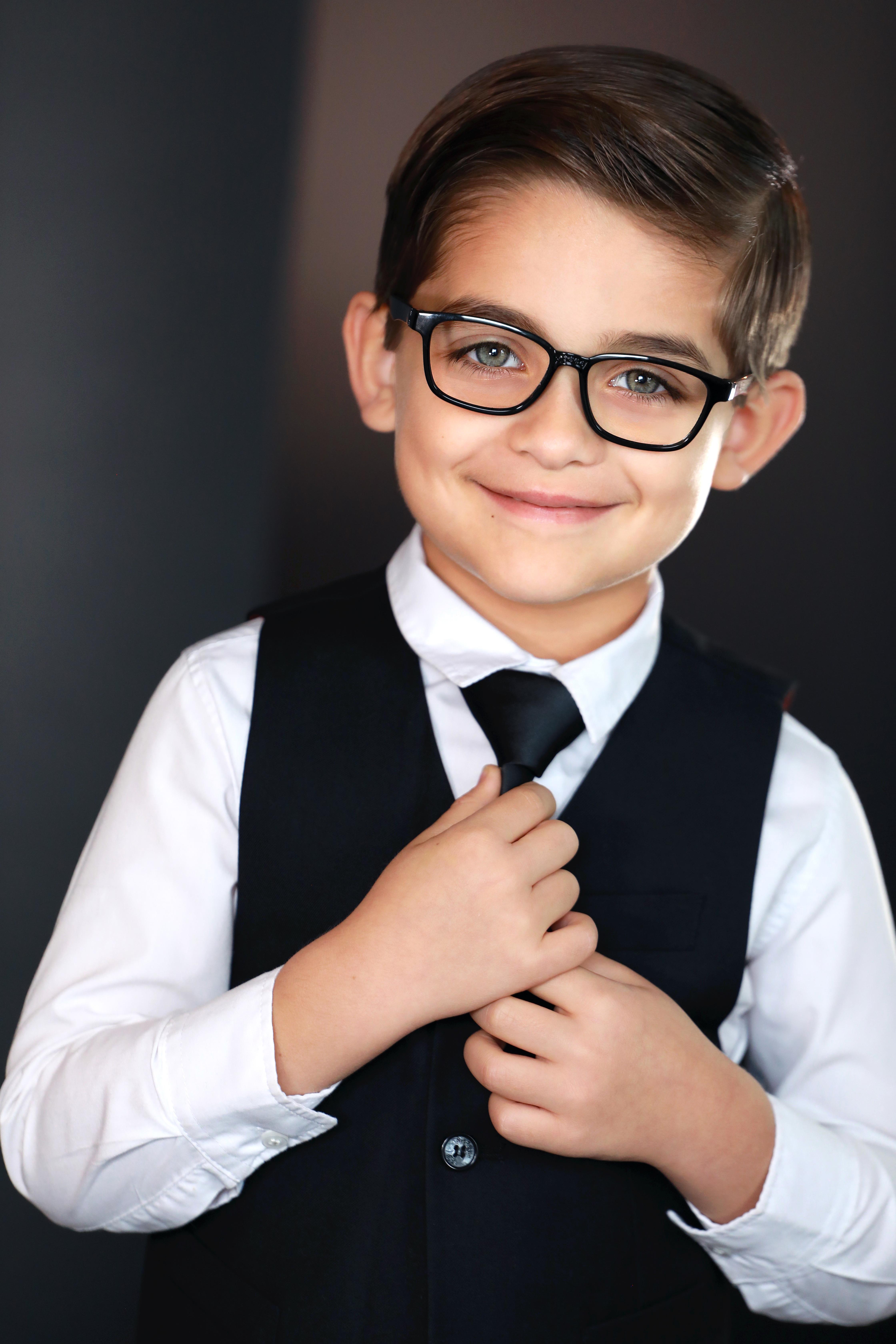 actor Eduardo Campirano large photo