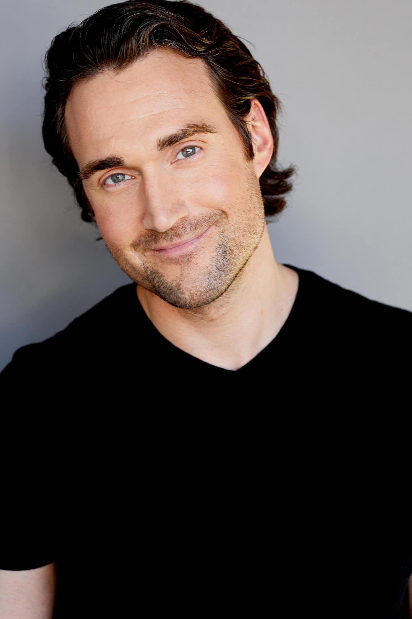 actor William Tilk large photo