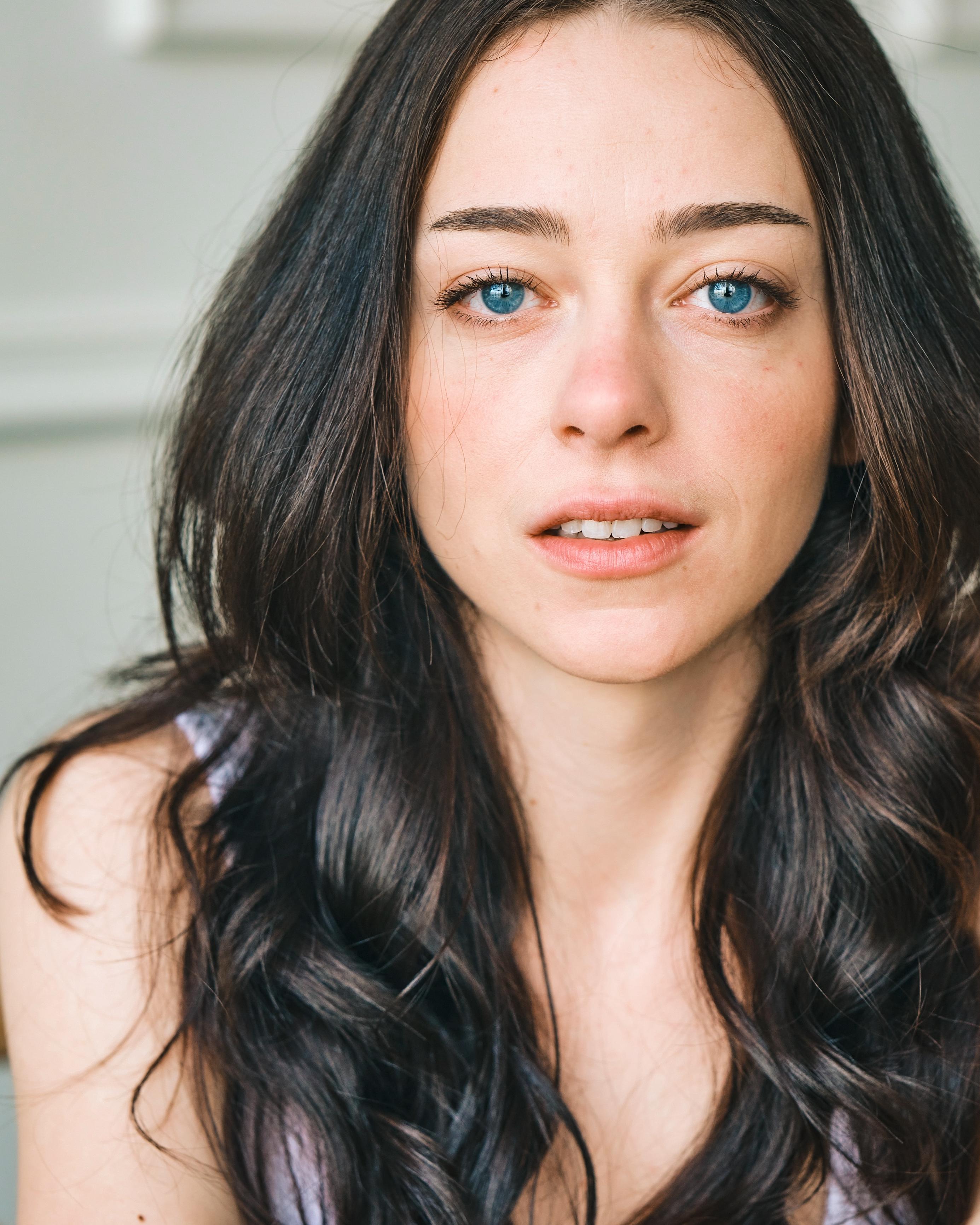 actor Allegra Sweeney large photo