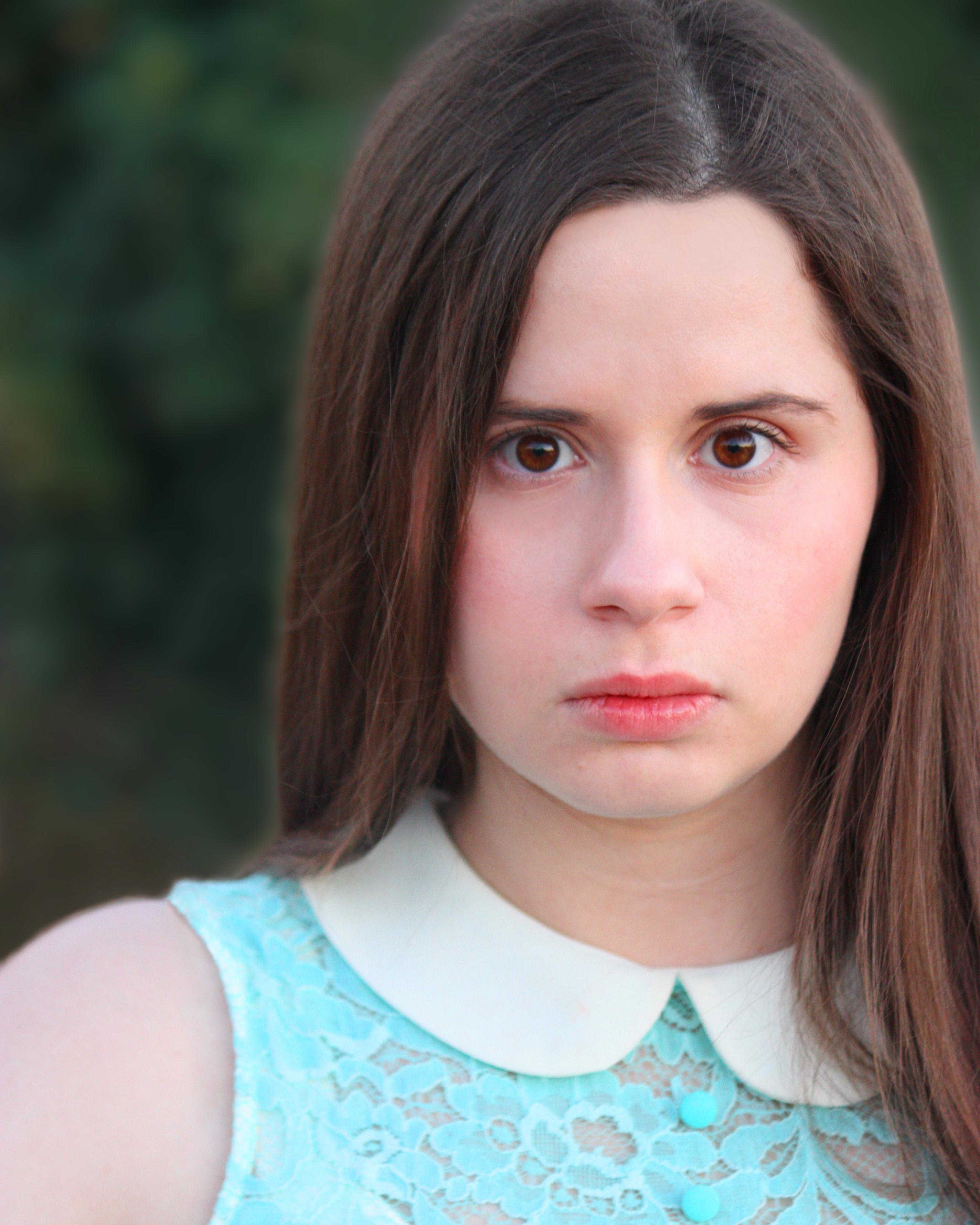 actor Samantha Hyde large photo