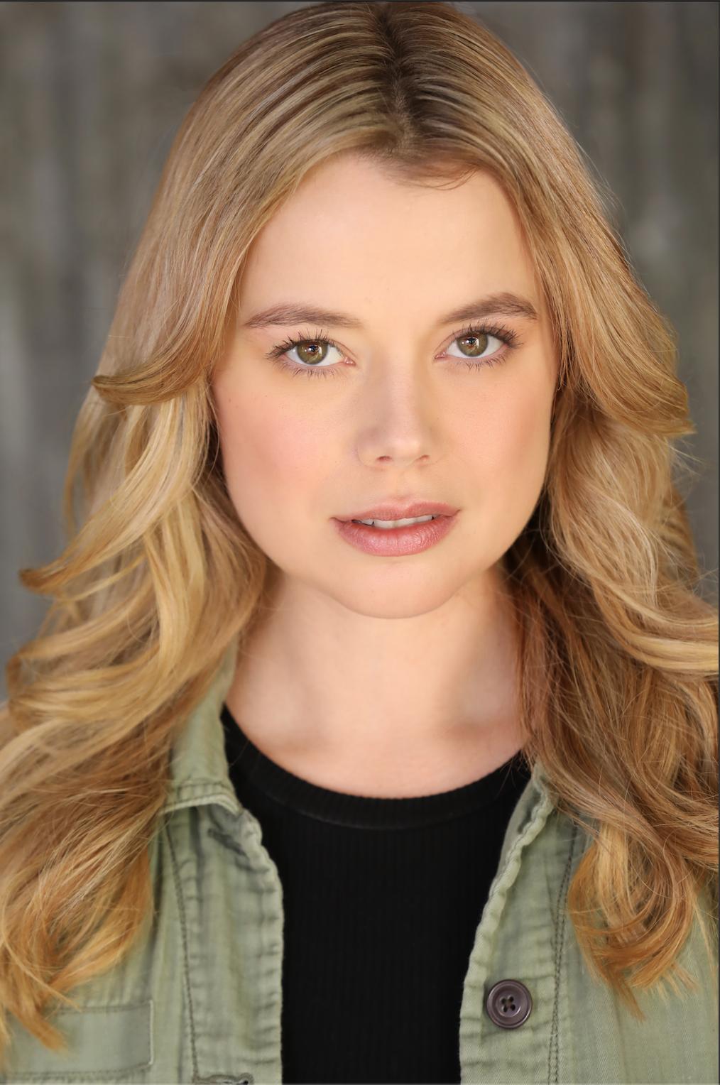 actor Bailey Humiston large photo