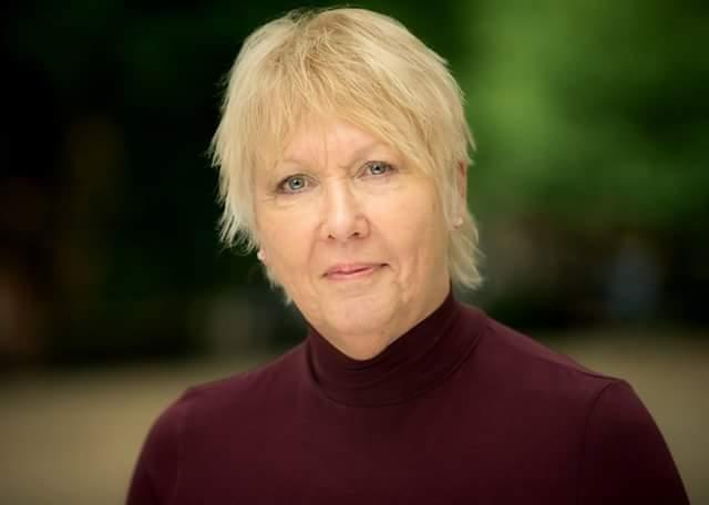 actor Evadne Fisher large photo