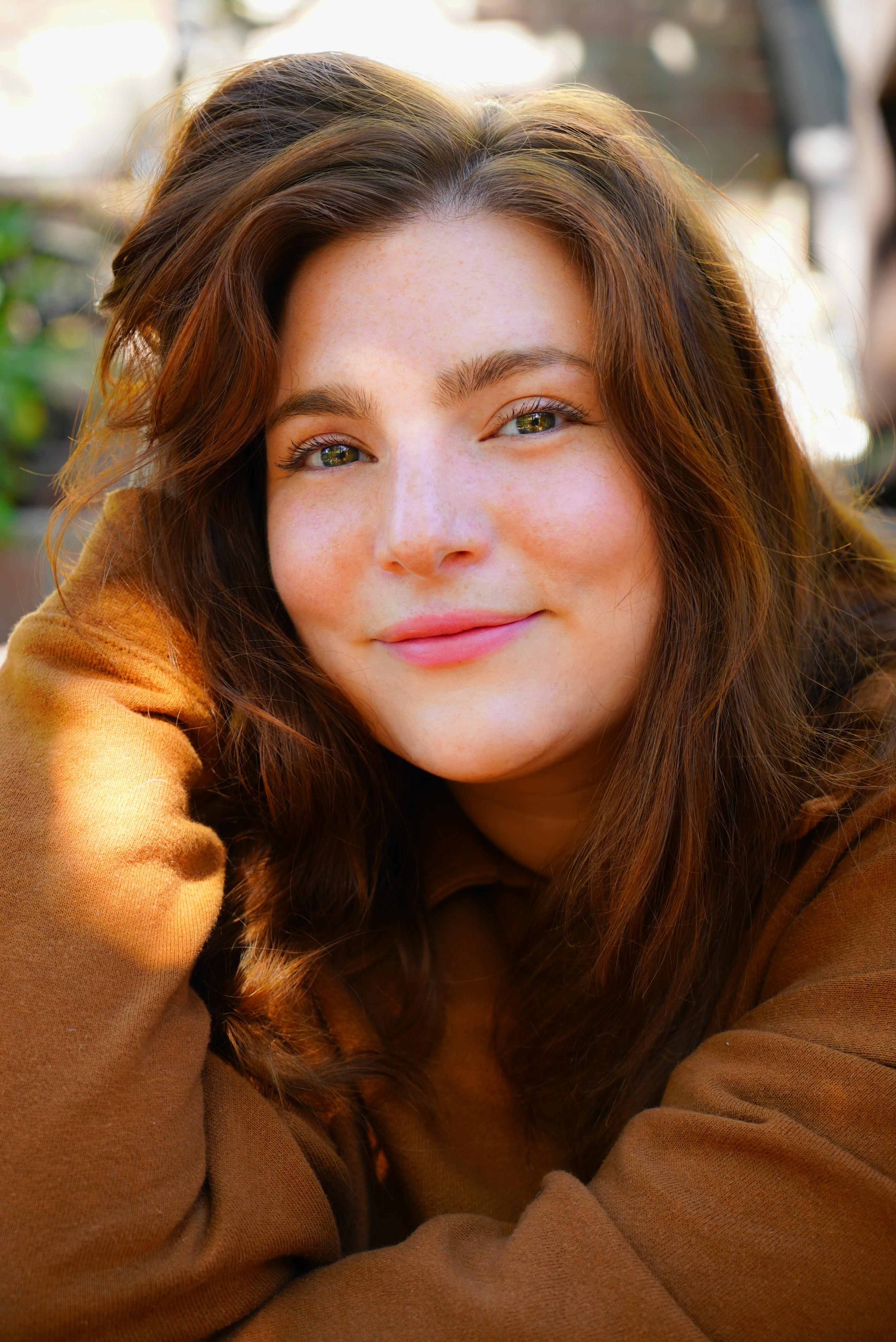 actor Anne Hollister large photo