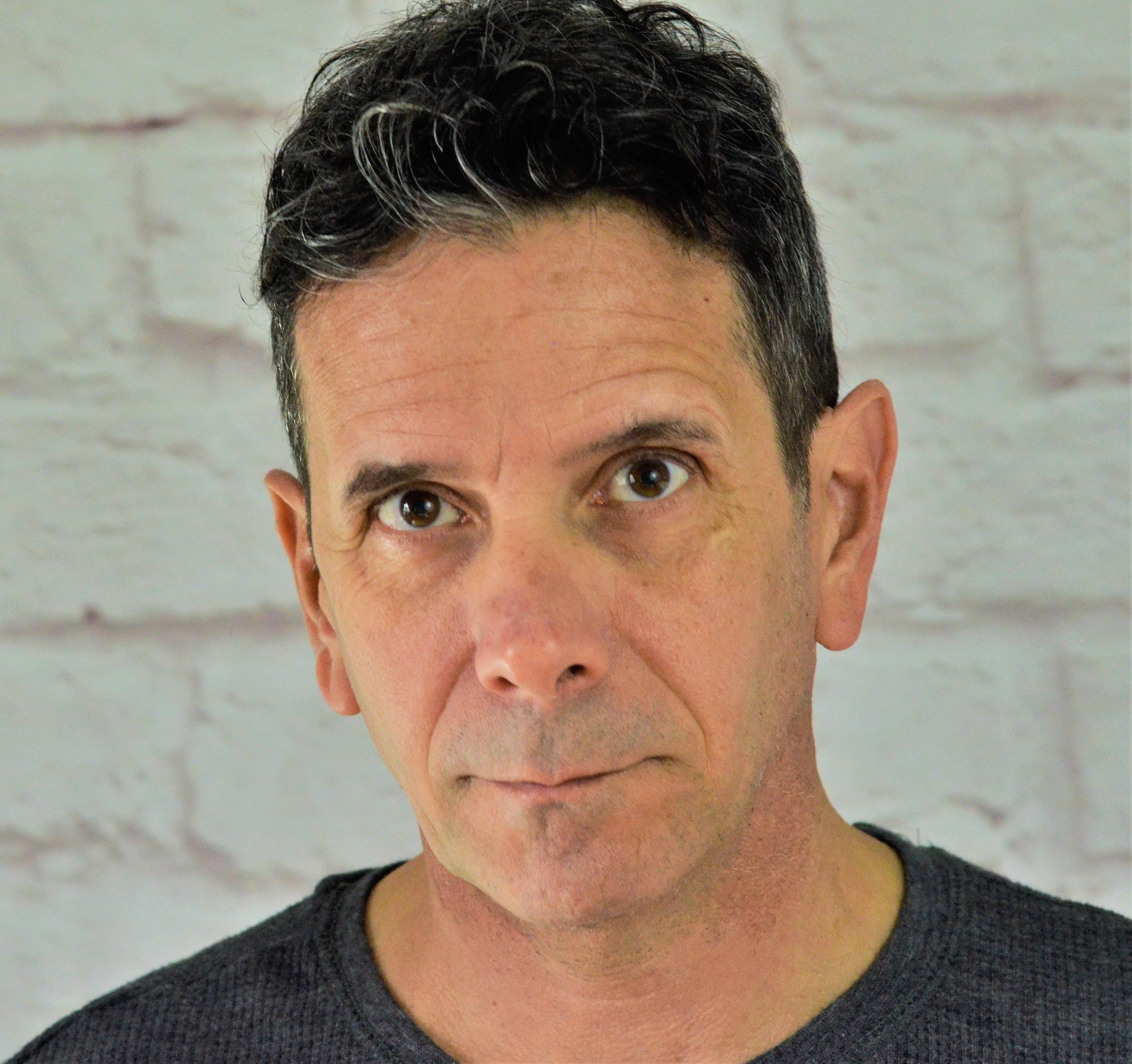 actor Luigi Buffone large photo