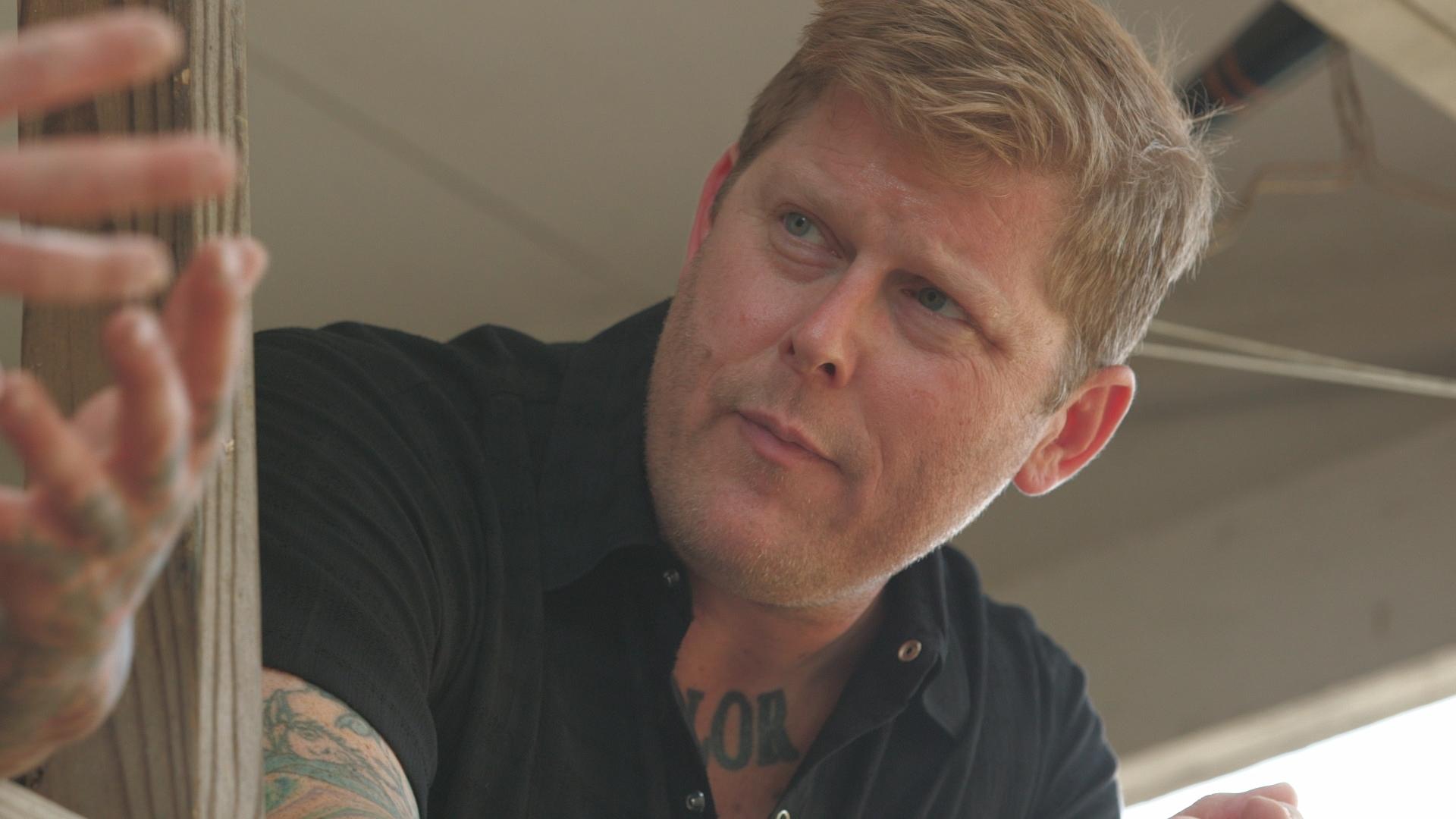 actor Arno Michaelis large photo