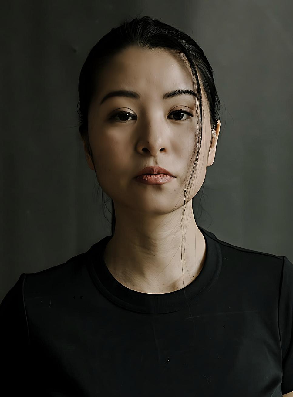 actor Elina Miyake Jackson large photo