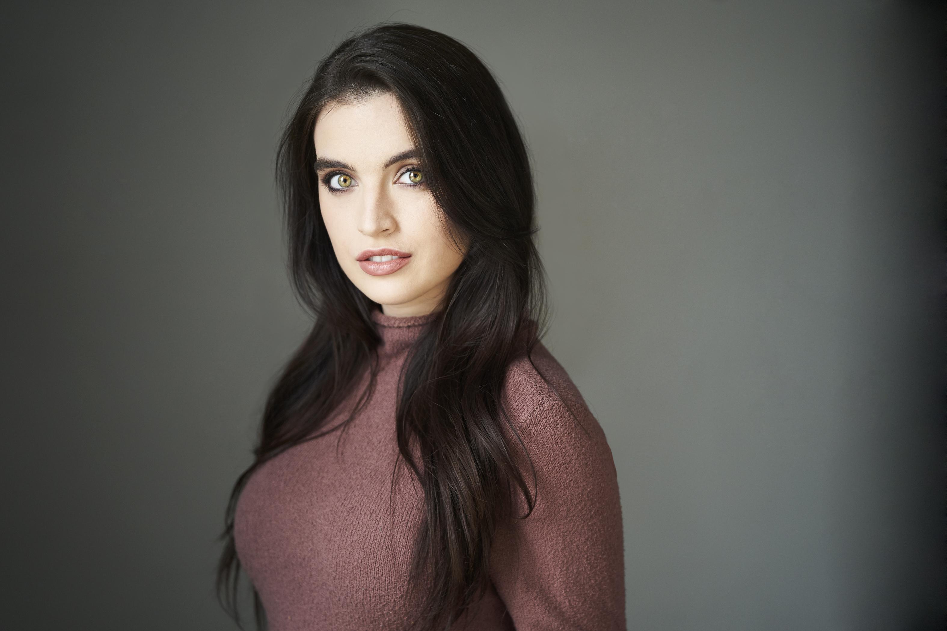 actor Lauren Saarimaki large photo