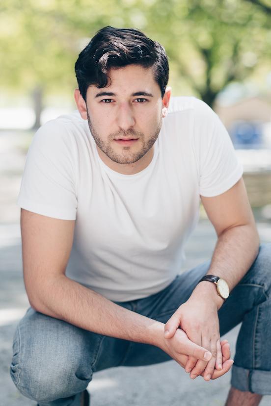 actor Michael Gaty large photo