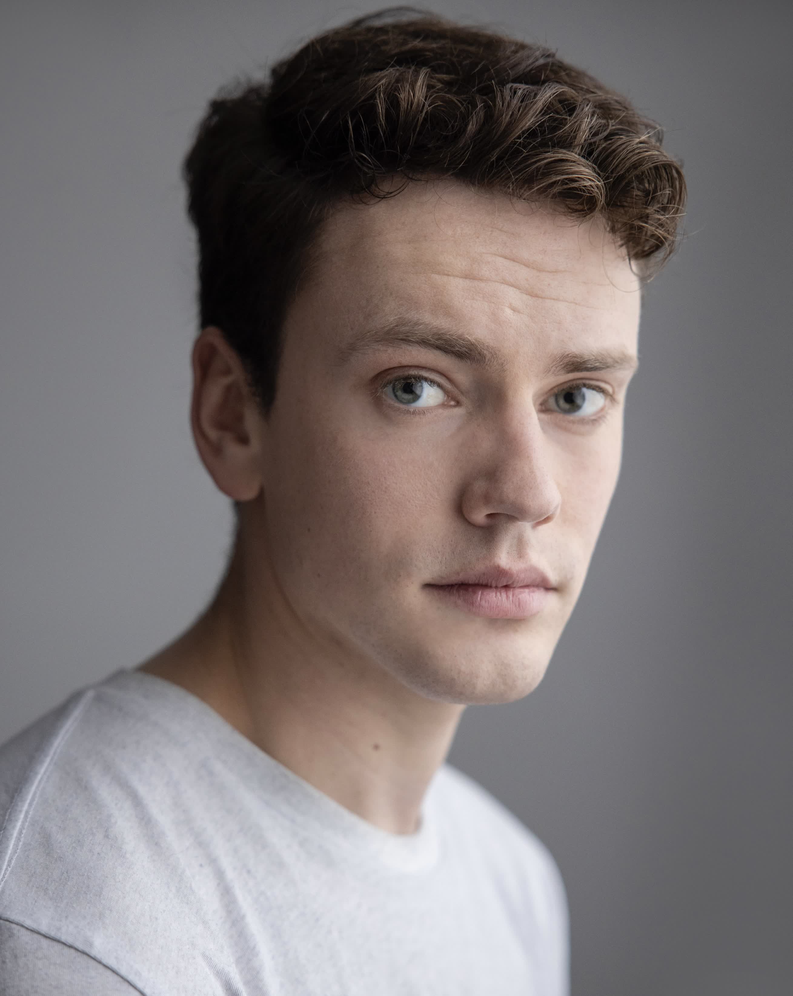 actor Richard Crouchley large photo actor Richard Crouchley large photo