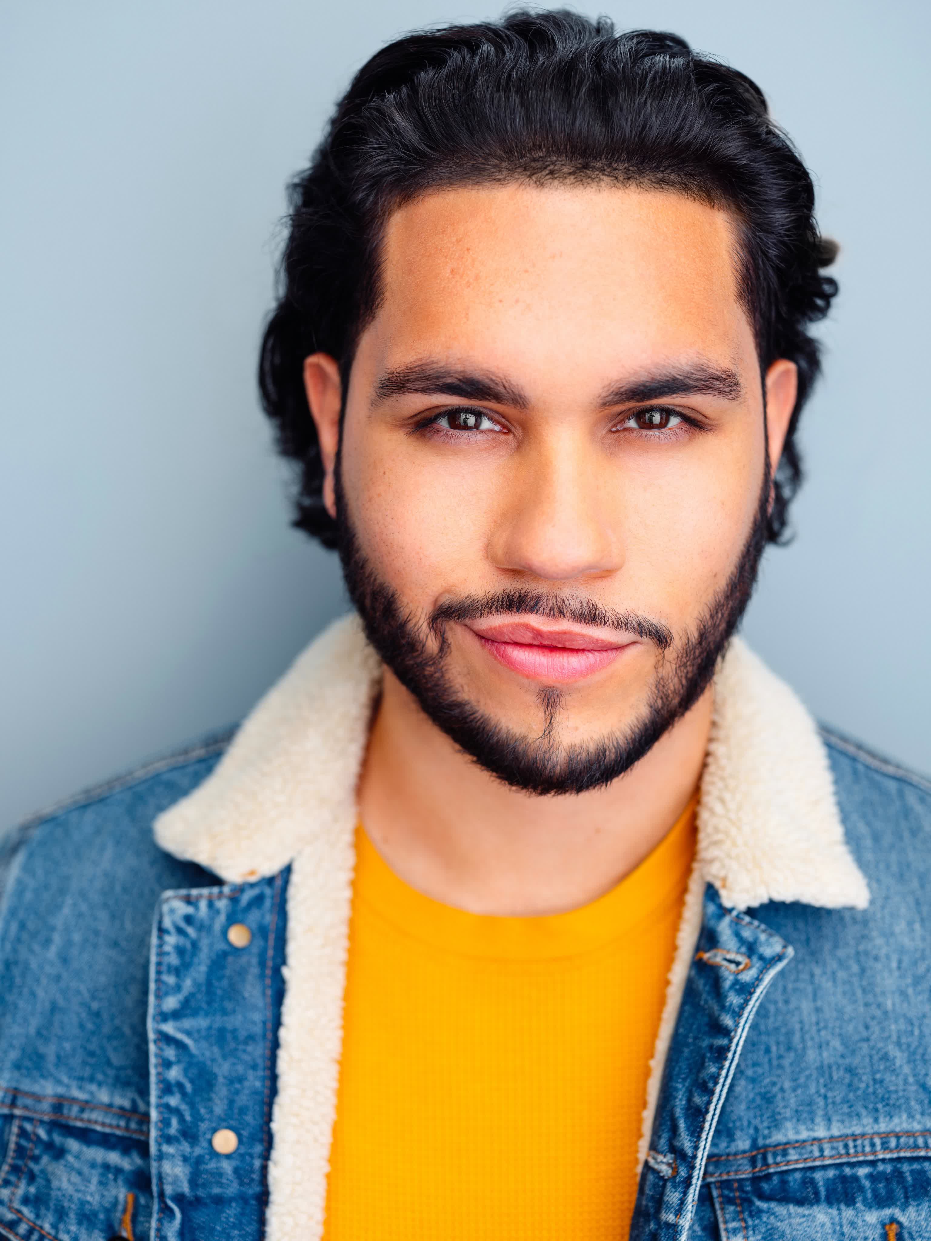 actor Alexander Pineiro large photo