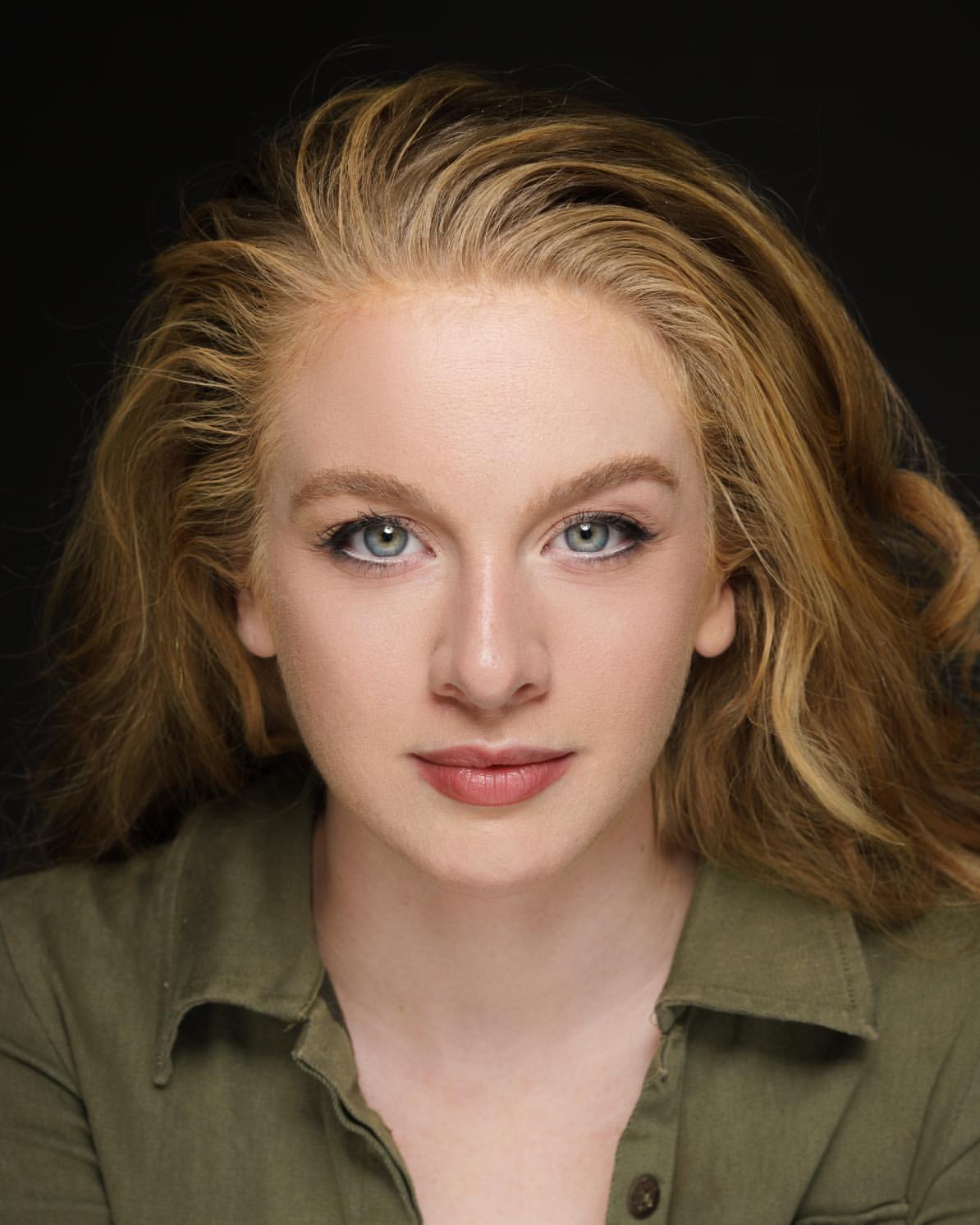 actor Britt Crisp large photo