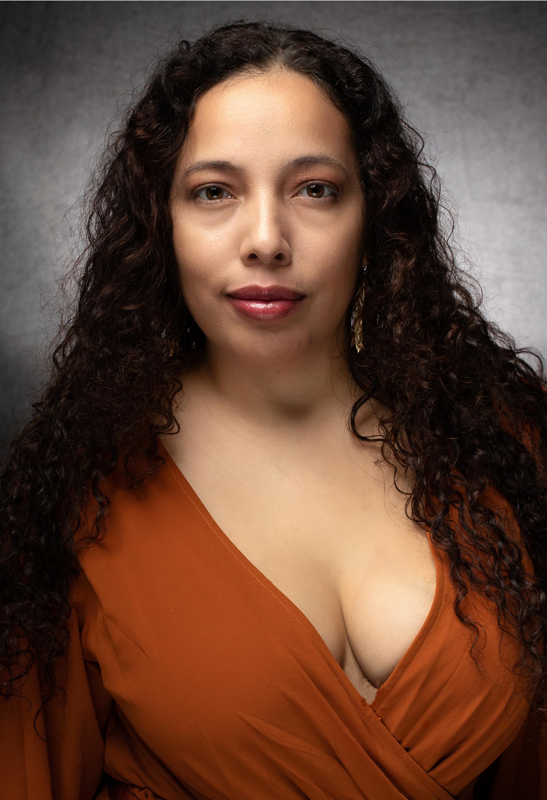 actor Alexandria Sipe large photo