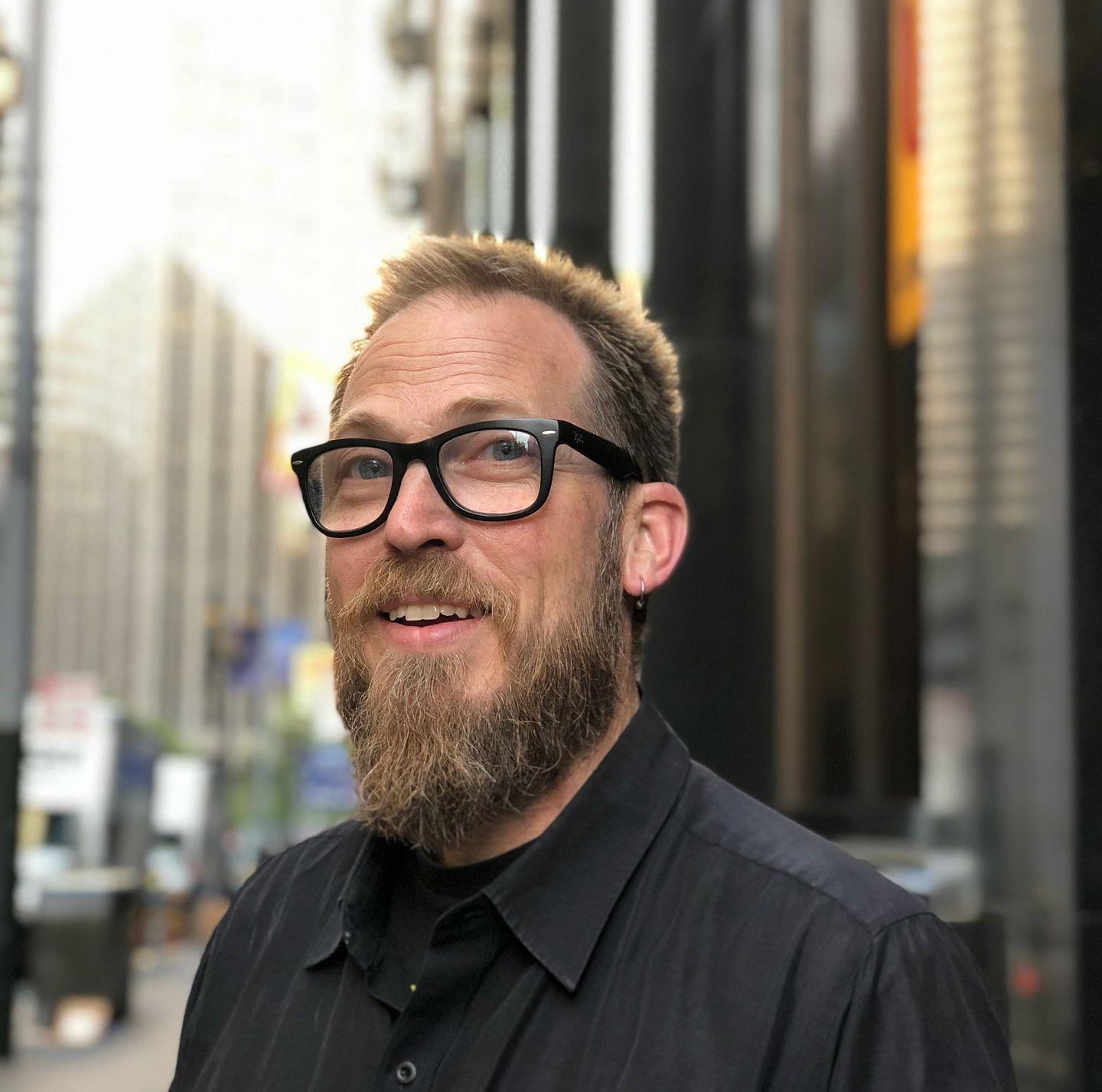 actor Gary Buechler large photo