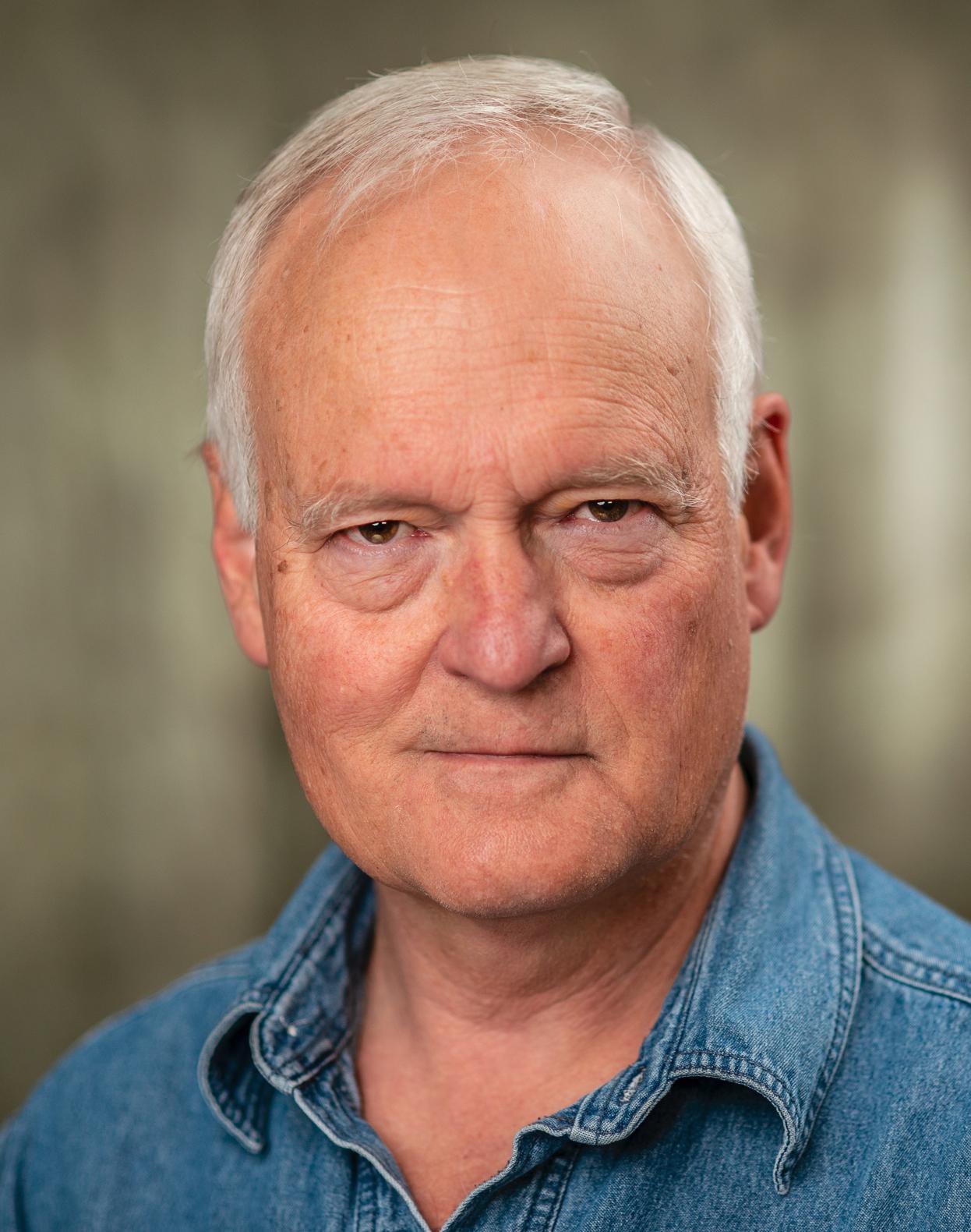 actor Robert Parson large photo