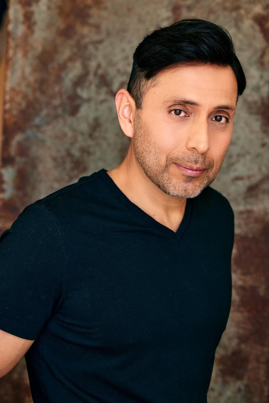 actor George Capacete large photo