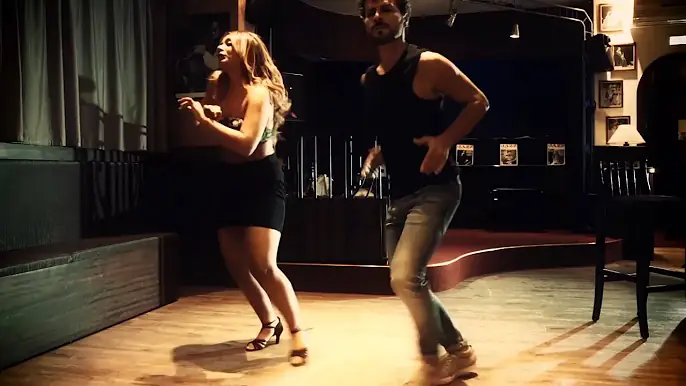 Dance with Me, Henry