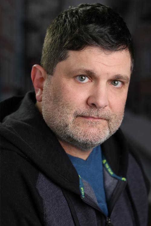 actor Bob Lanoue large photo