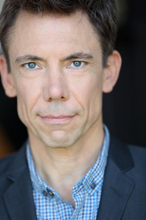 actor Mark Madeo large photo