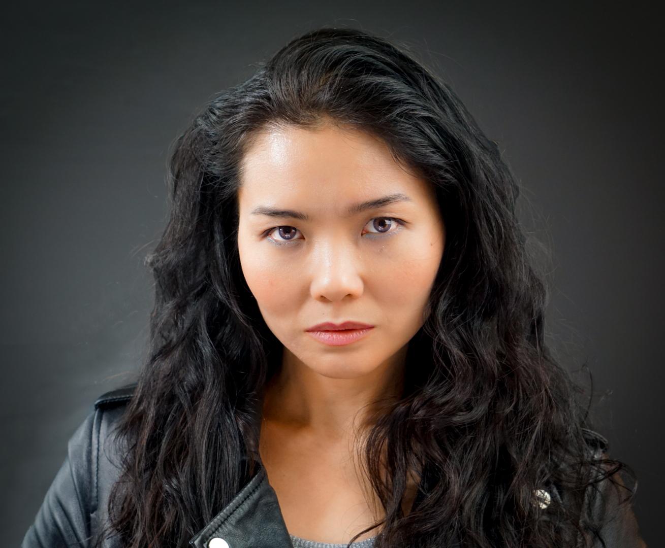 actor Minna Sugay large photo