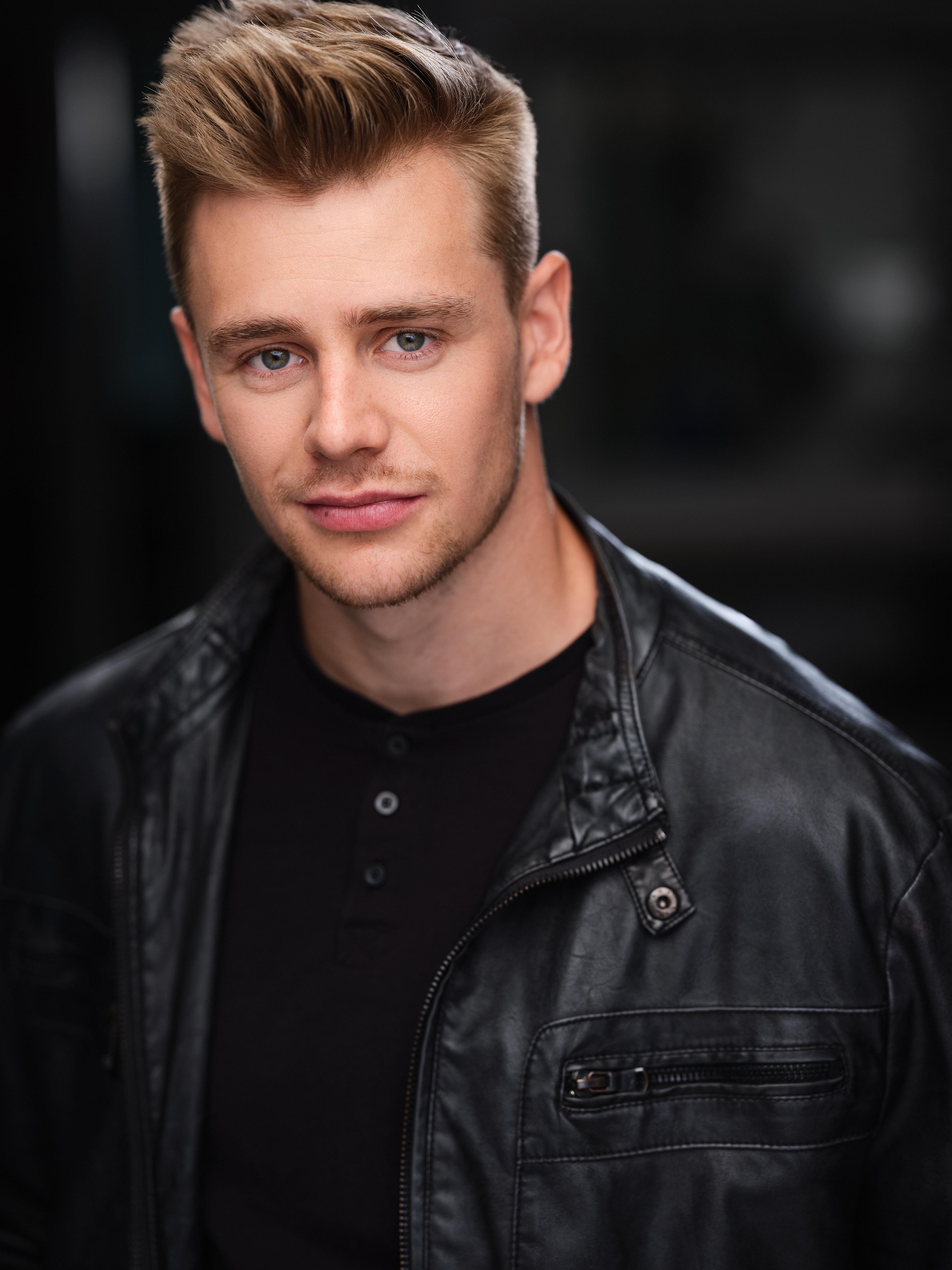 actor Austin Trapp large photo