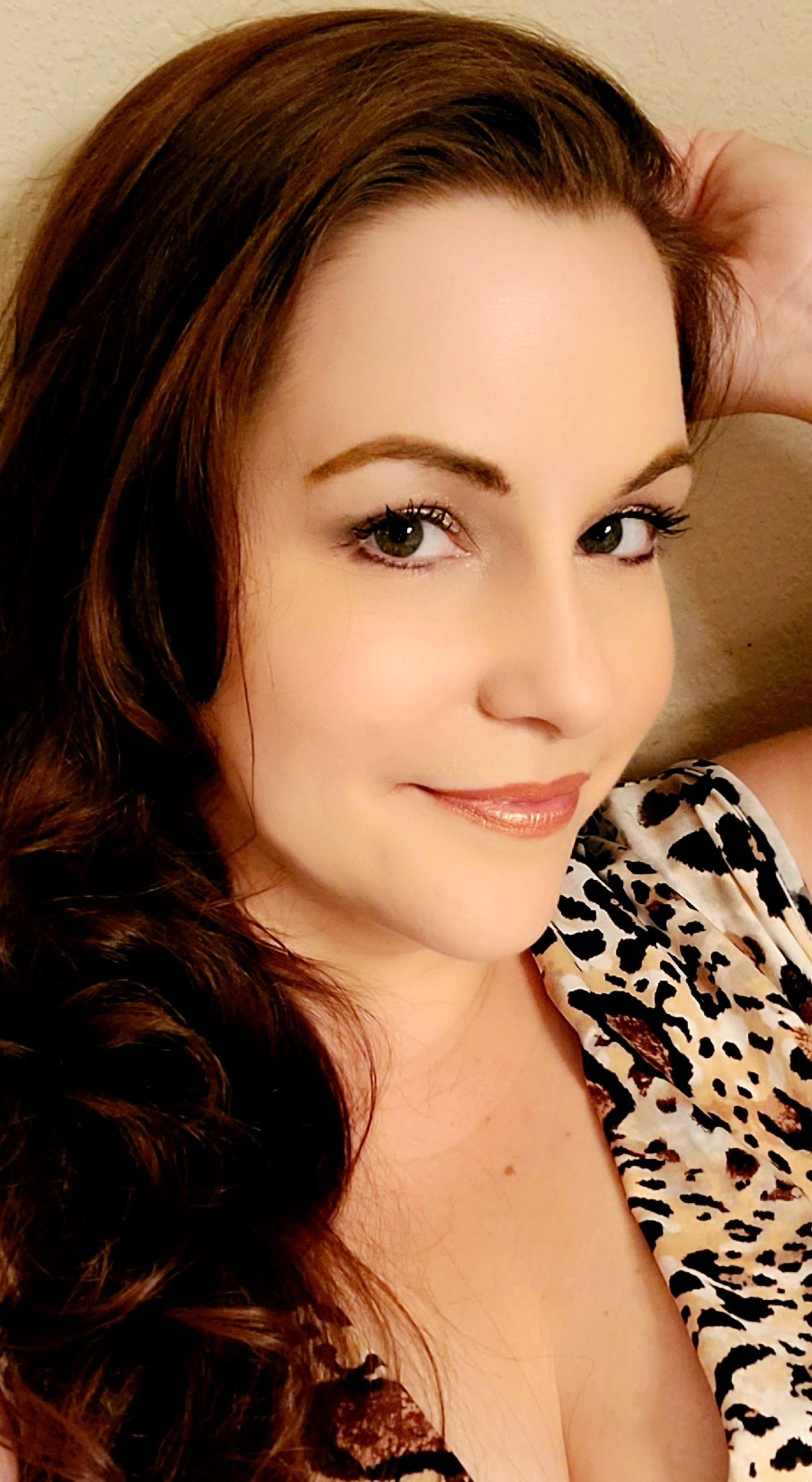 actor Alyssia Dujmovich large photo