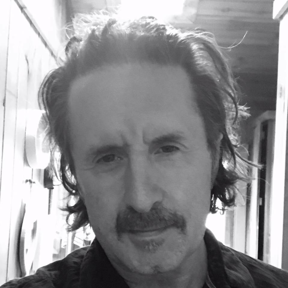 actor Pete Schwaba large photo