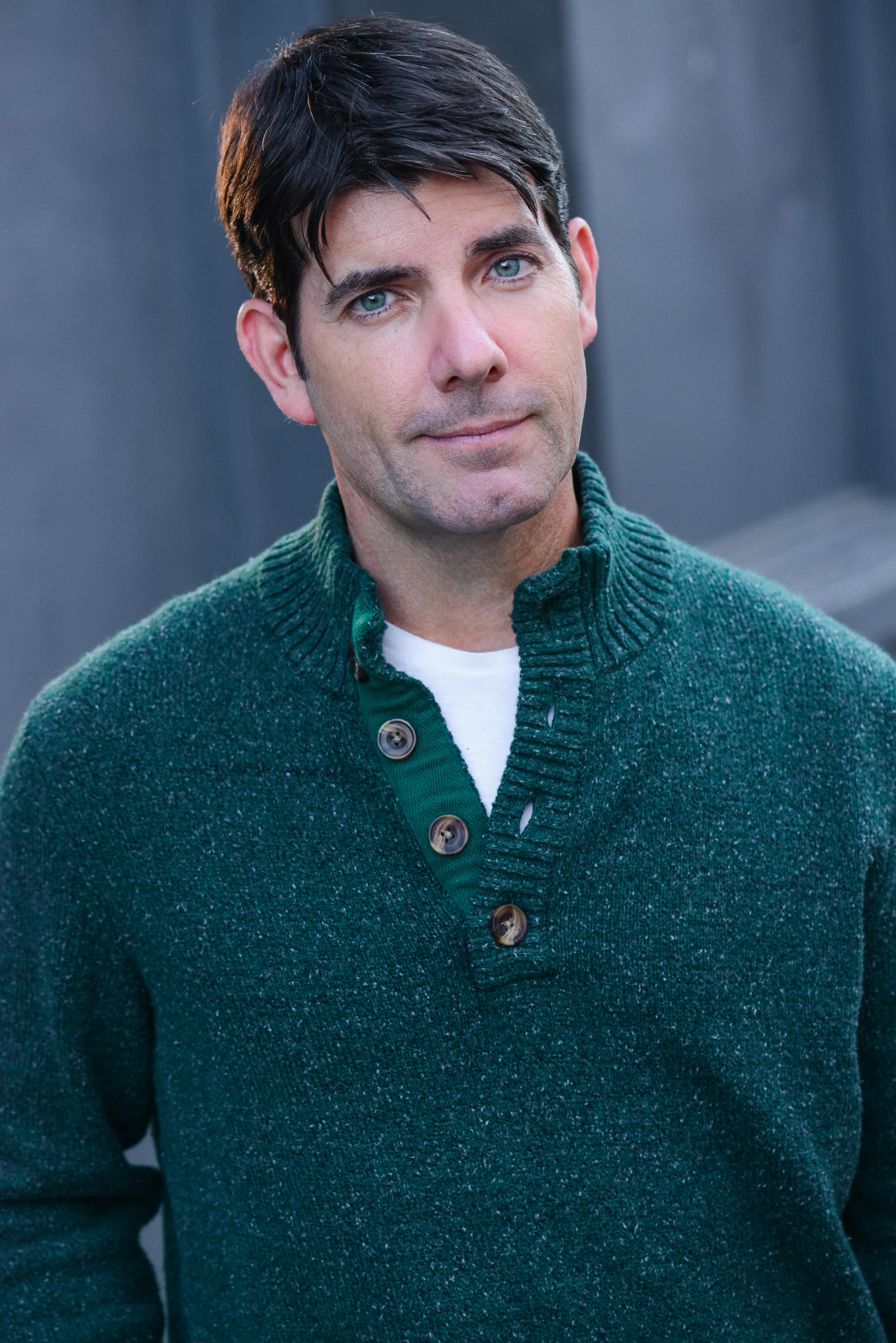 actor Kris Frost large photo