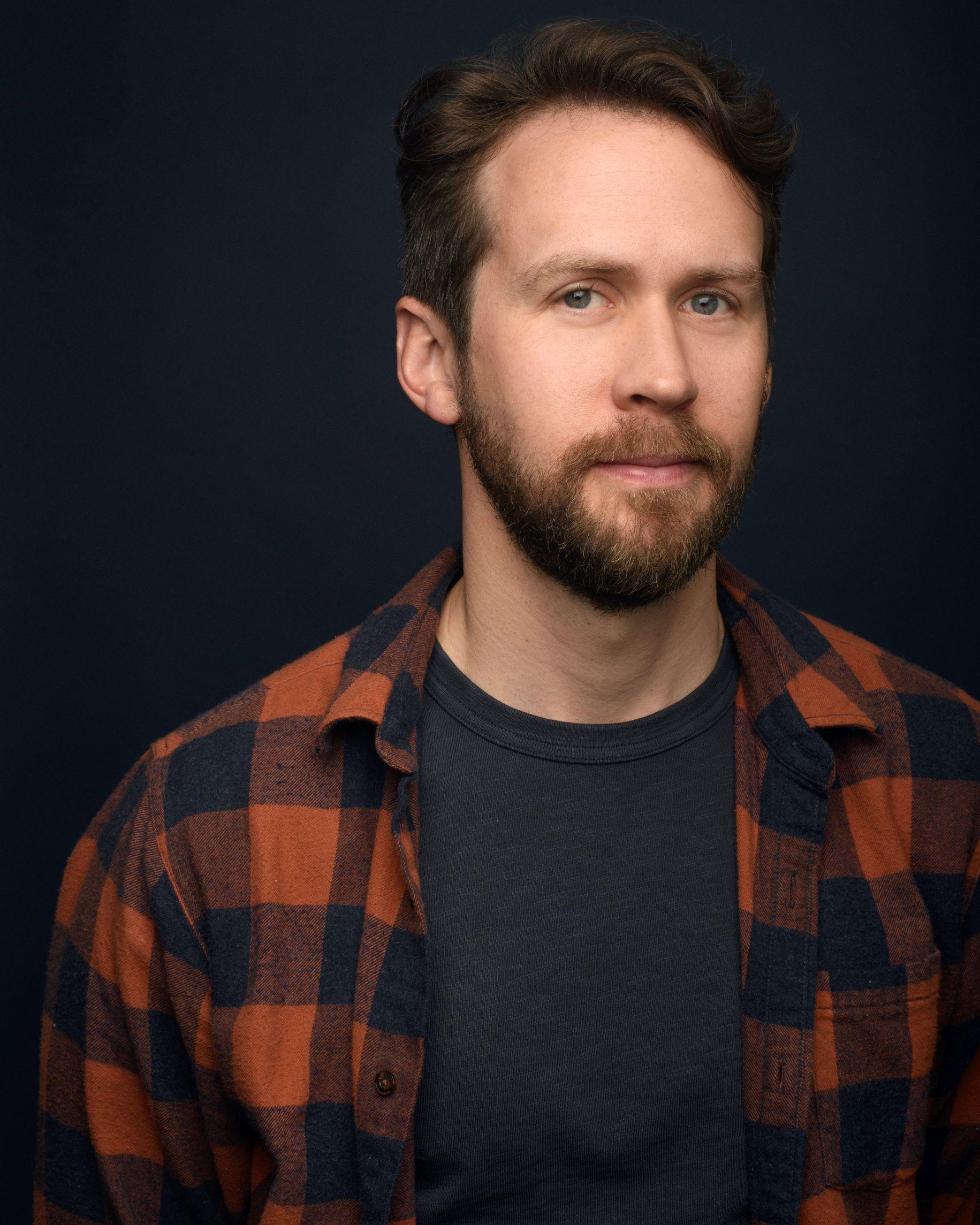 actor James Coker large photo