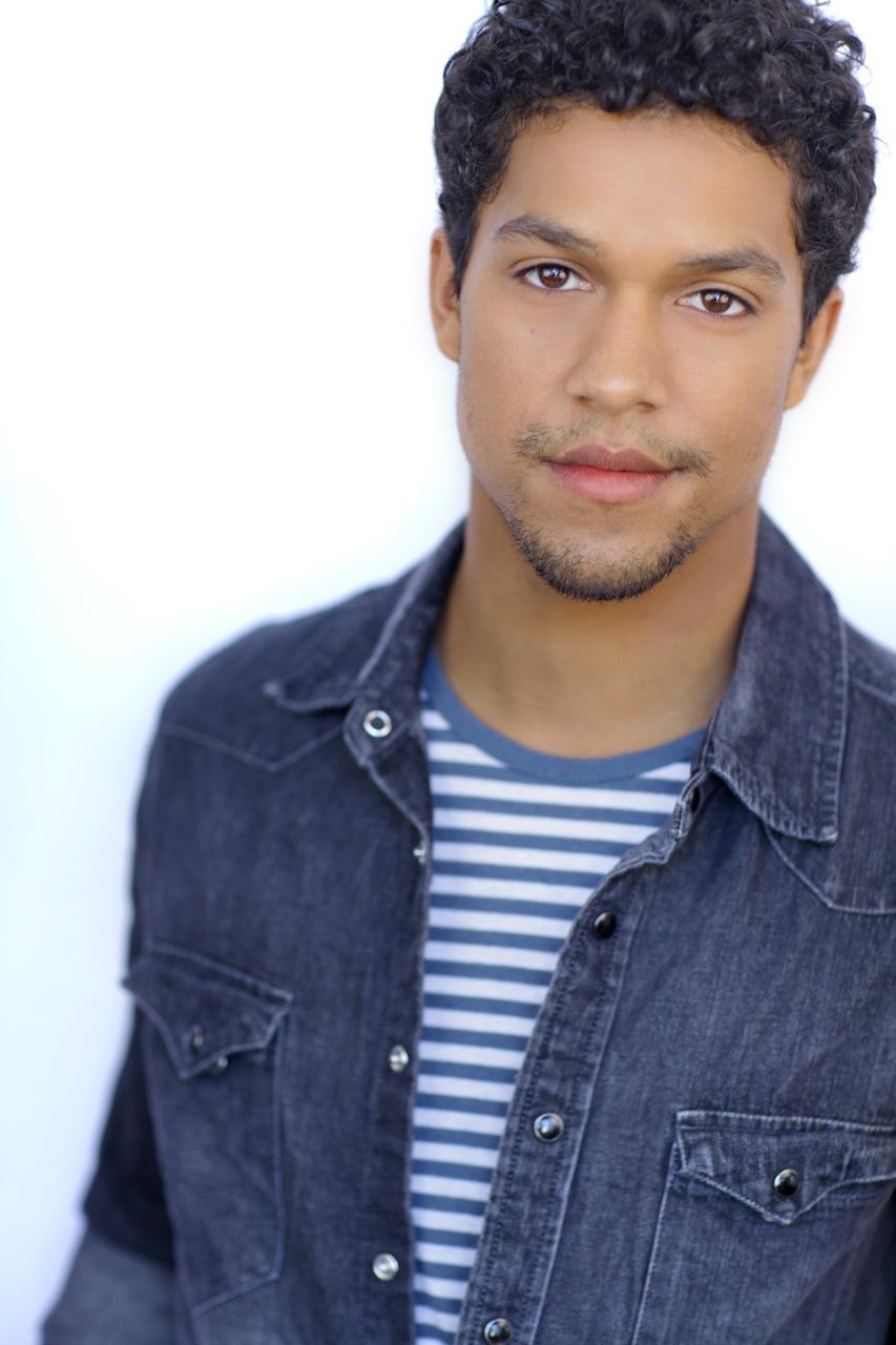 actor Luke Broadlick large photo