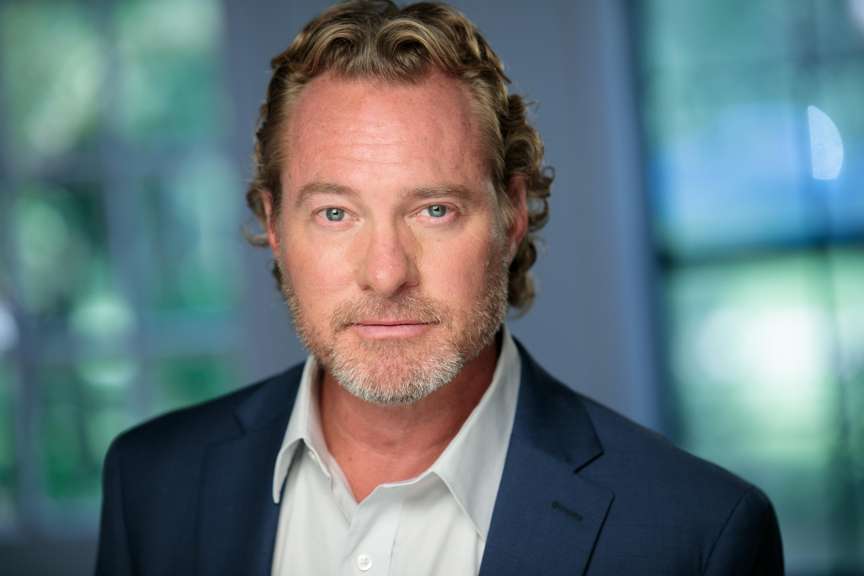 actor Greg Savage large photo