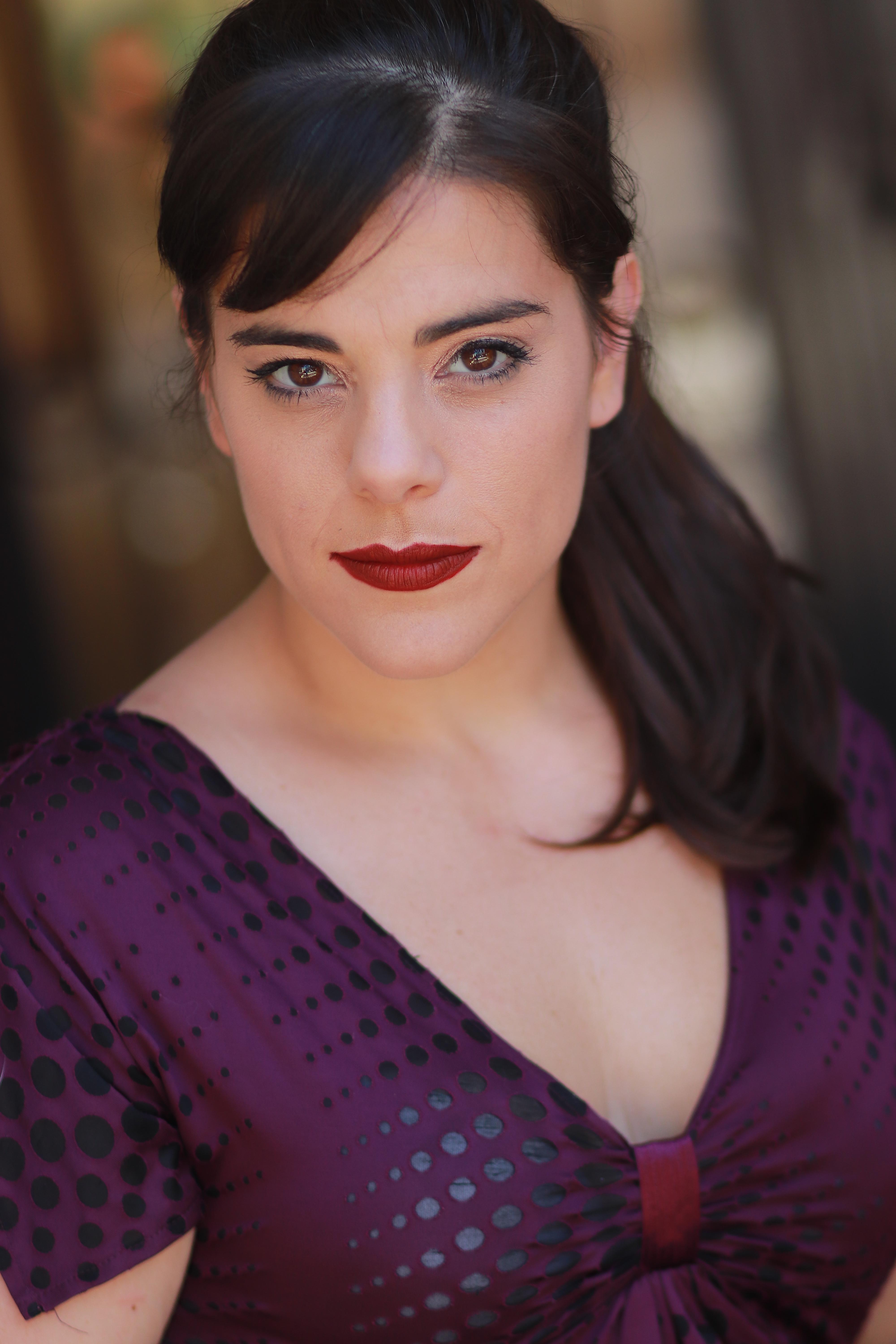 actor Samantha Barrios large photo