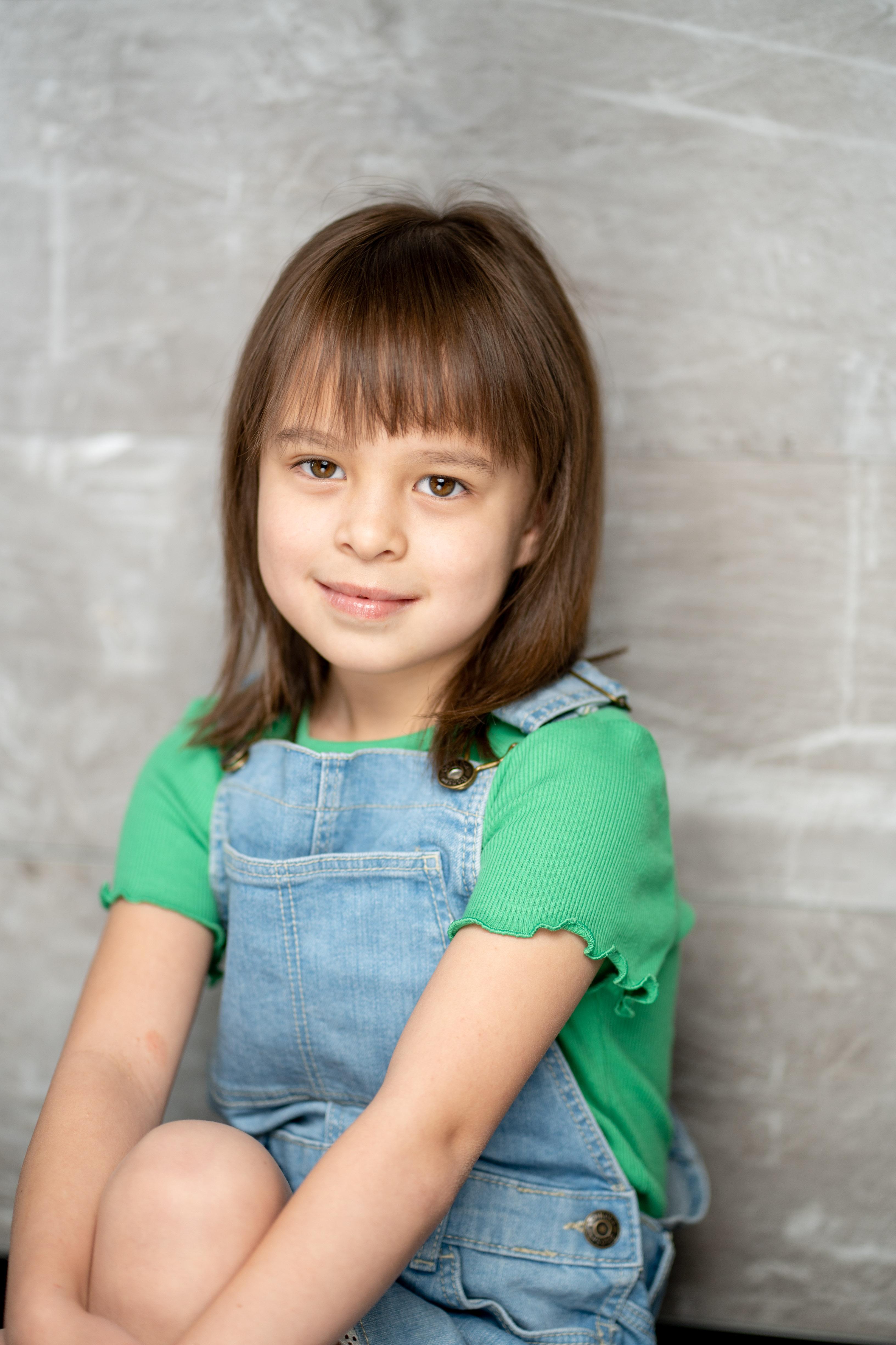 actor Rachel Lynch large photo