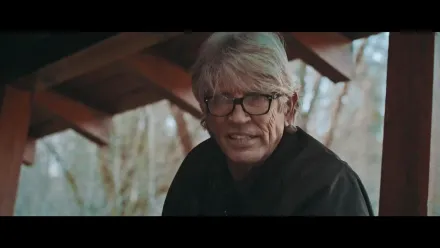 Trailer thumbnail