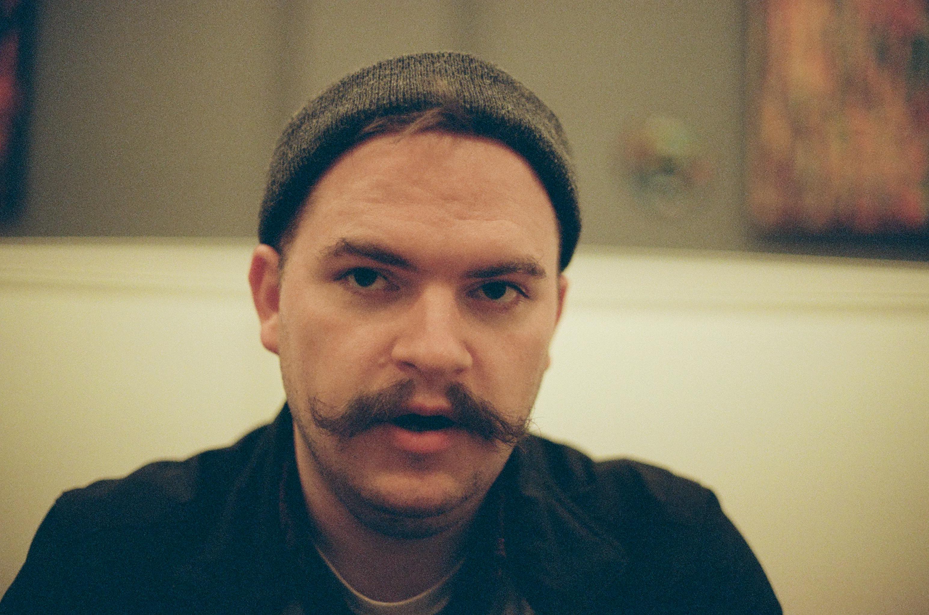 actor Finley Mulligan large photo