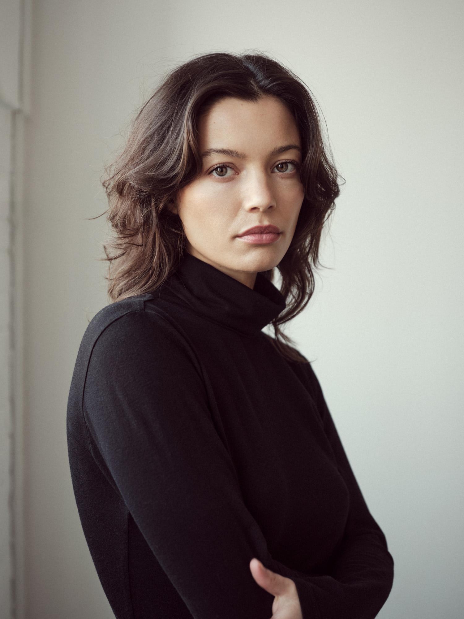 actor Vivien König large photo