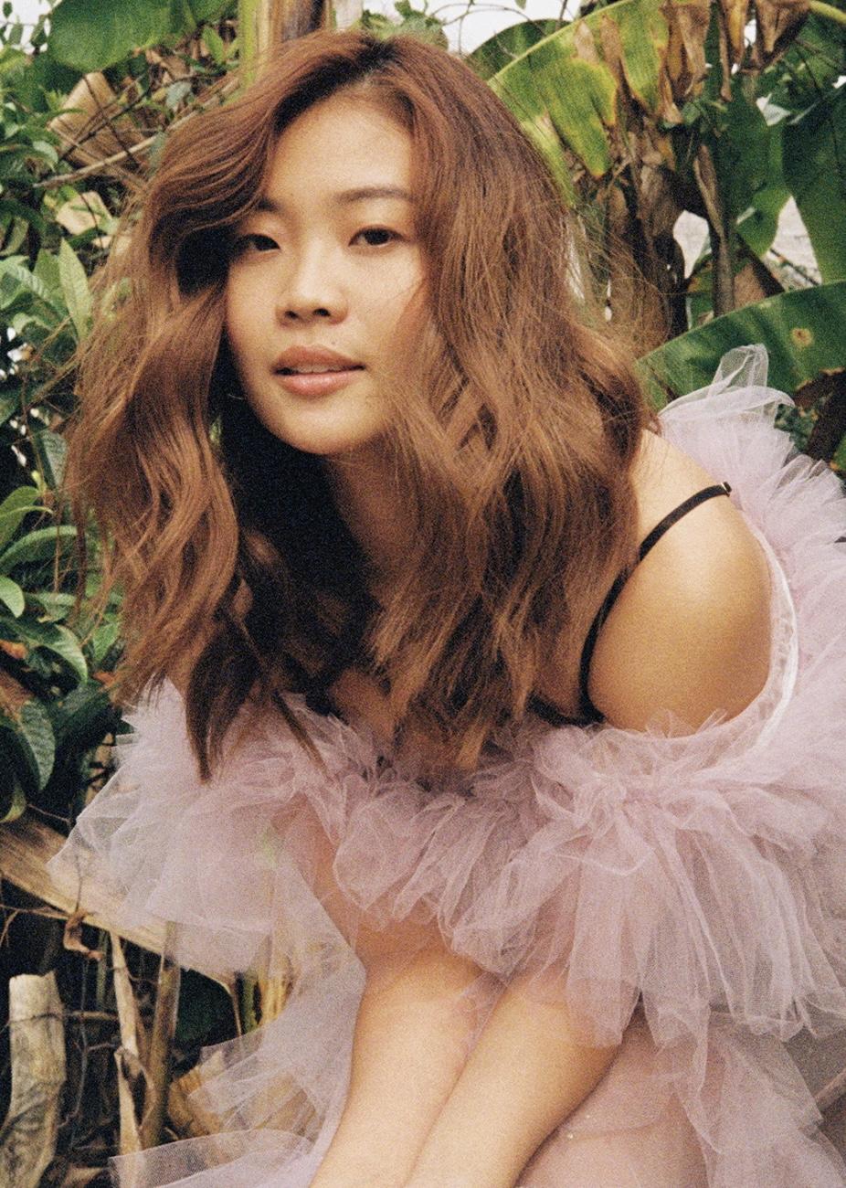 actor Valerie Loo large photo