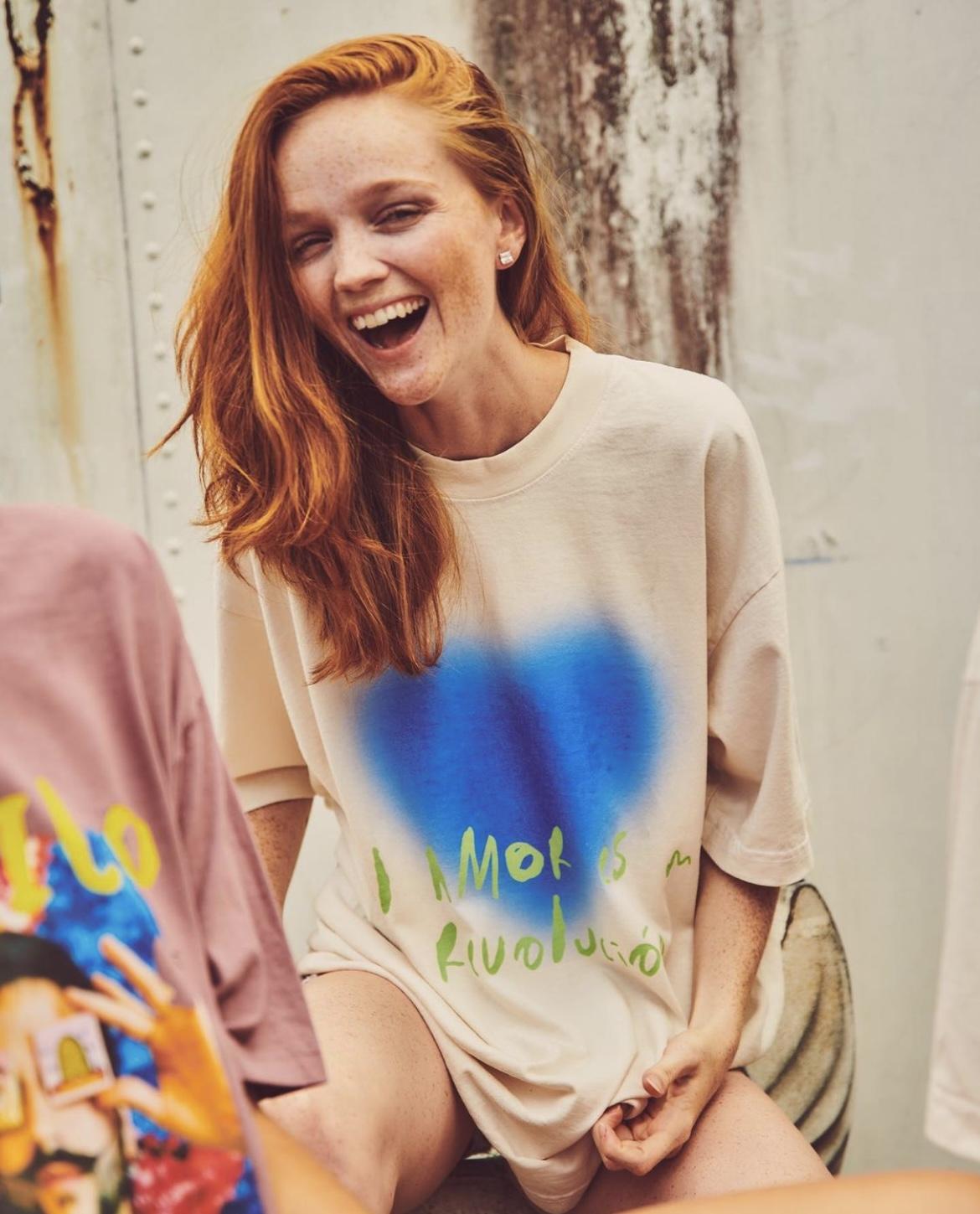 actor Molly Peyton White large photo