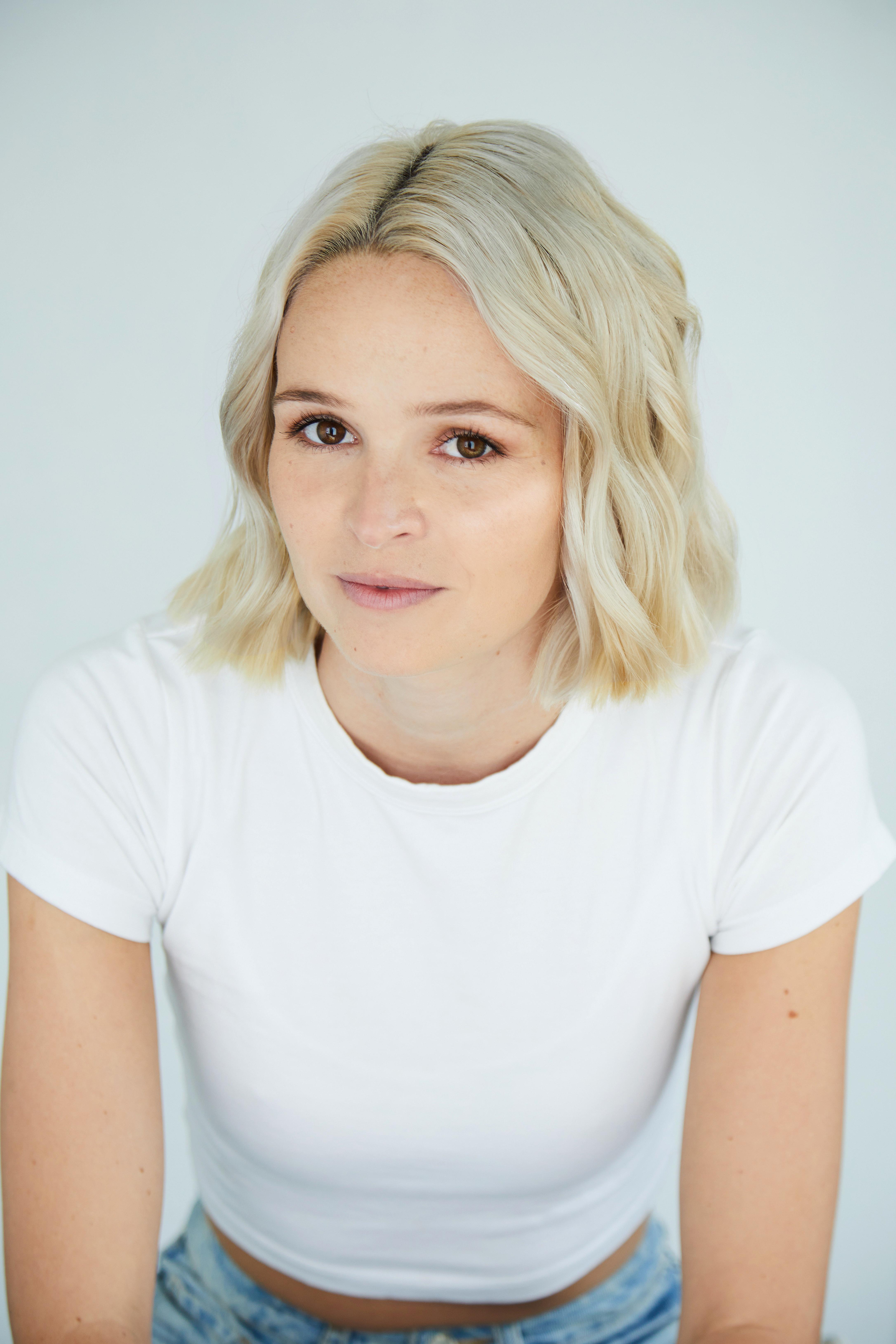 actor Shae Beadman large photo